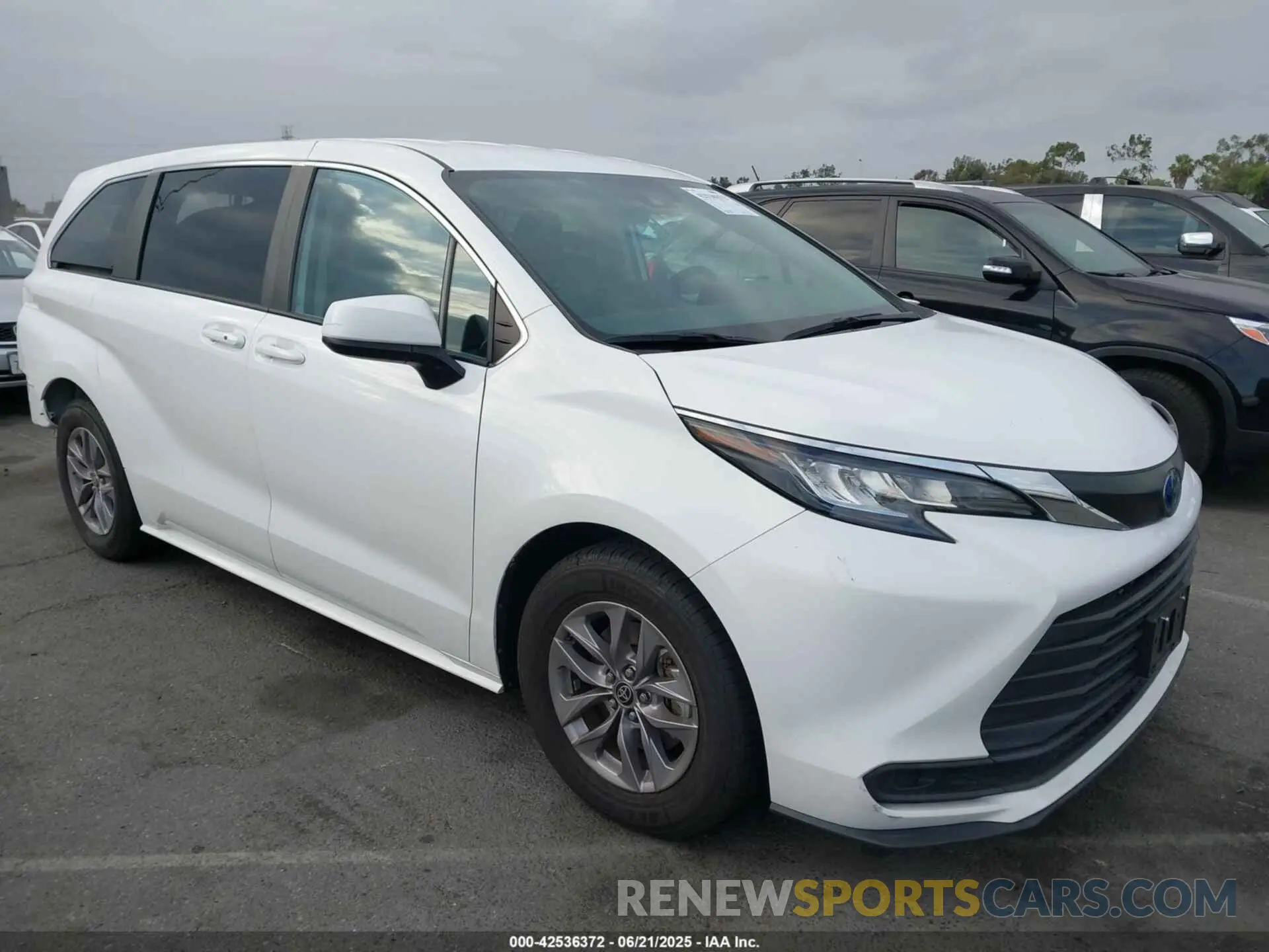 1 fotografías del automóvil dañado 5TDKRKEC9NS122406 TOYOTA SIENNA 2022