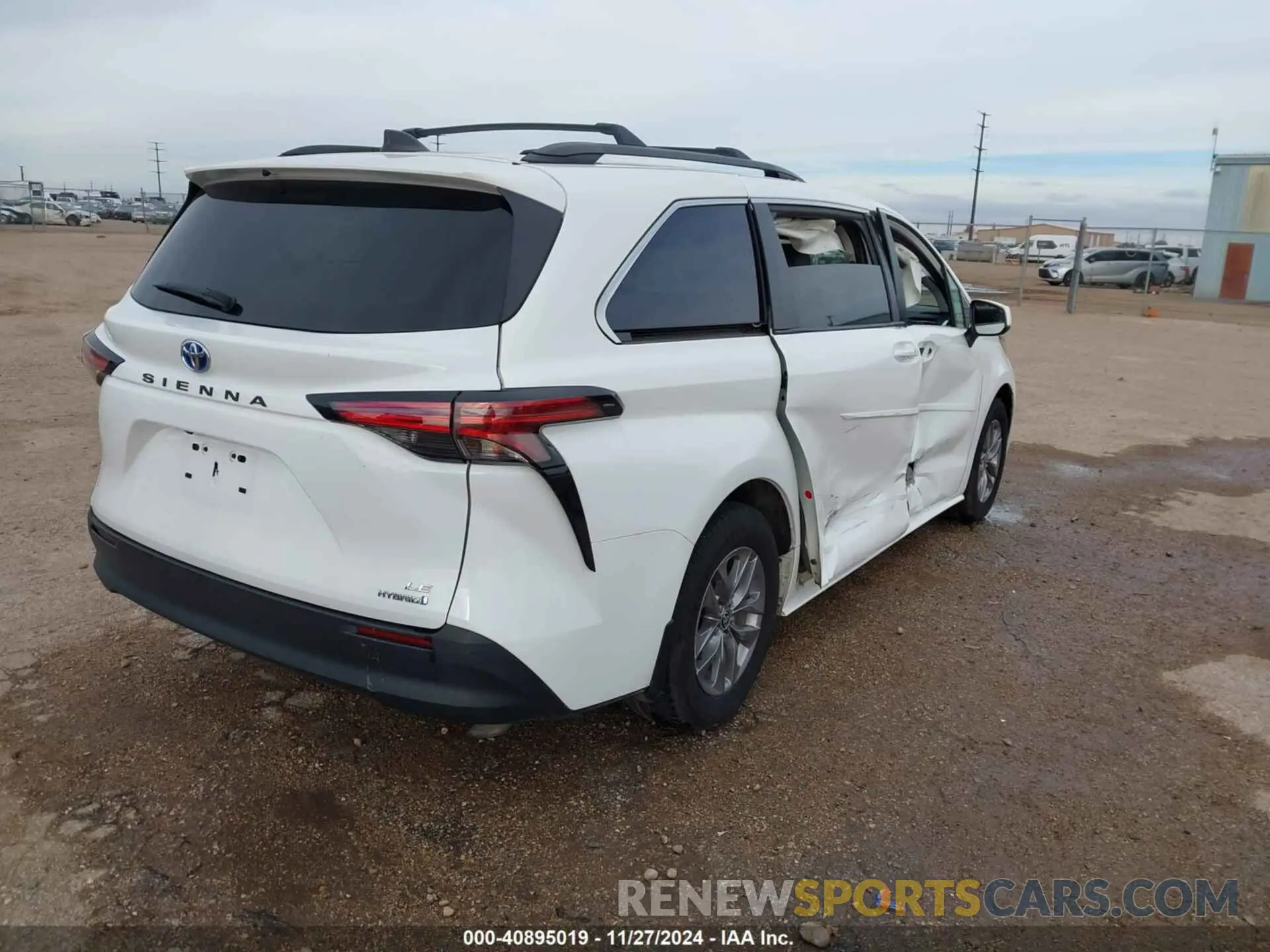 4 fotografías del automóvil dañado 5TDKRKEC9NS130036 TOYOTA SIENNA 2022