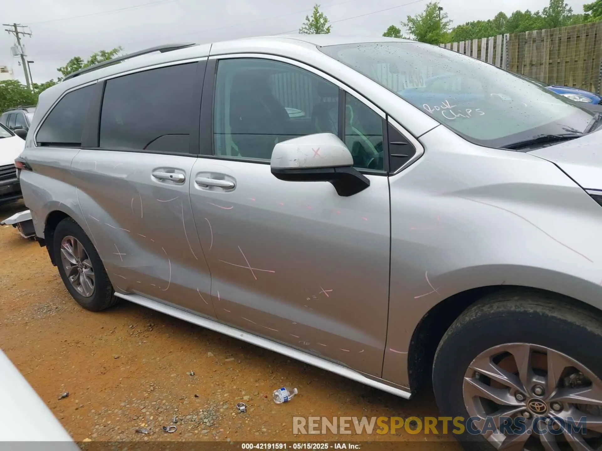 14 fotografías del automóvil dañado 5TDKRKECXNS084362 TOYOTA SIENNA 2022