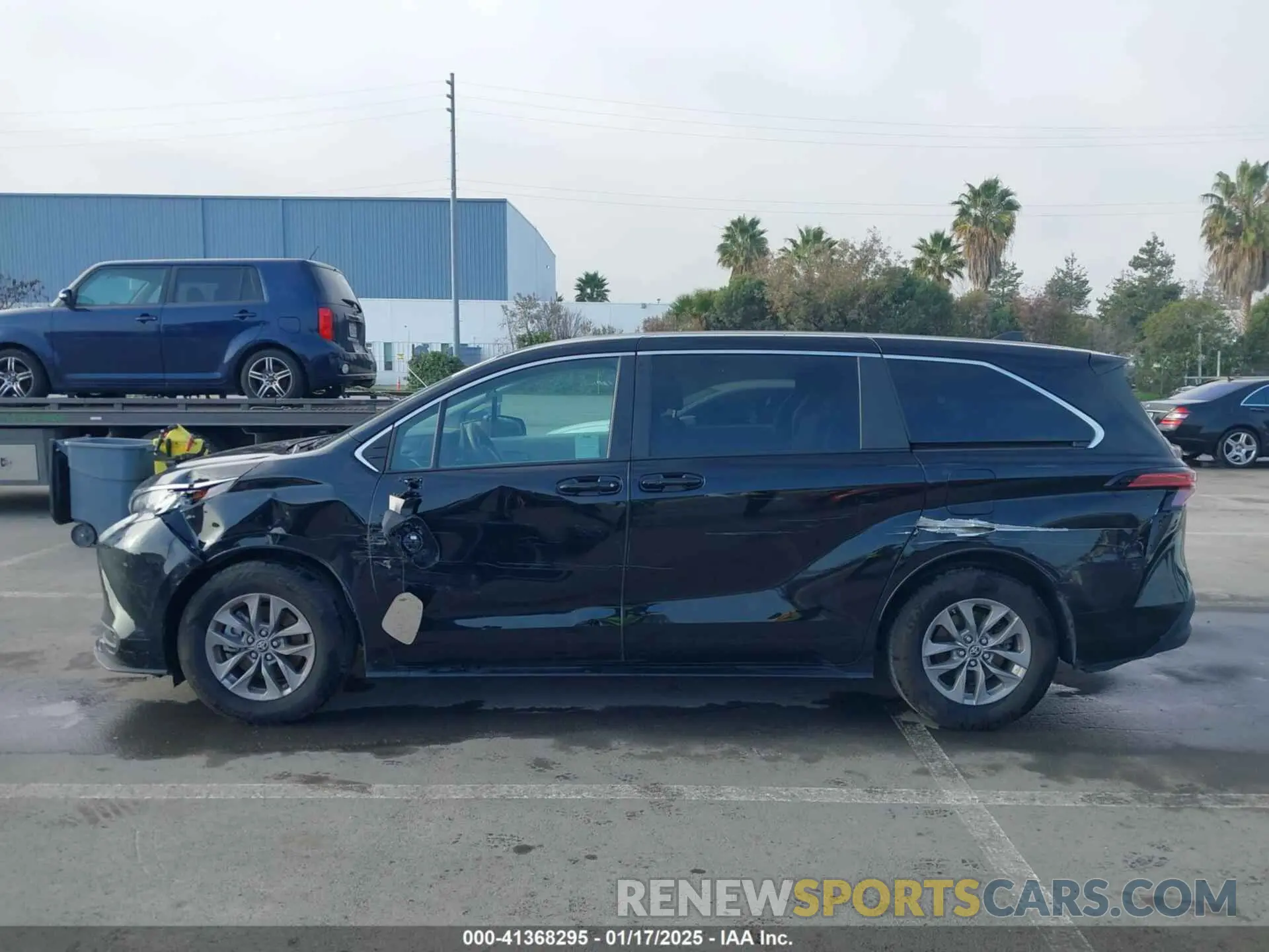 14 fotografías del automóvil dañado 5TDKRKECXNS097242 TOYOTA SIENNA 2022
