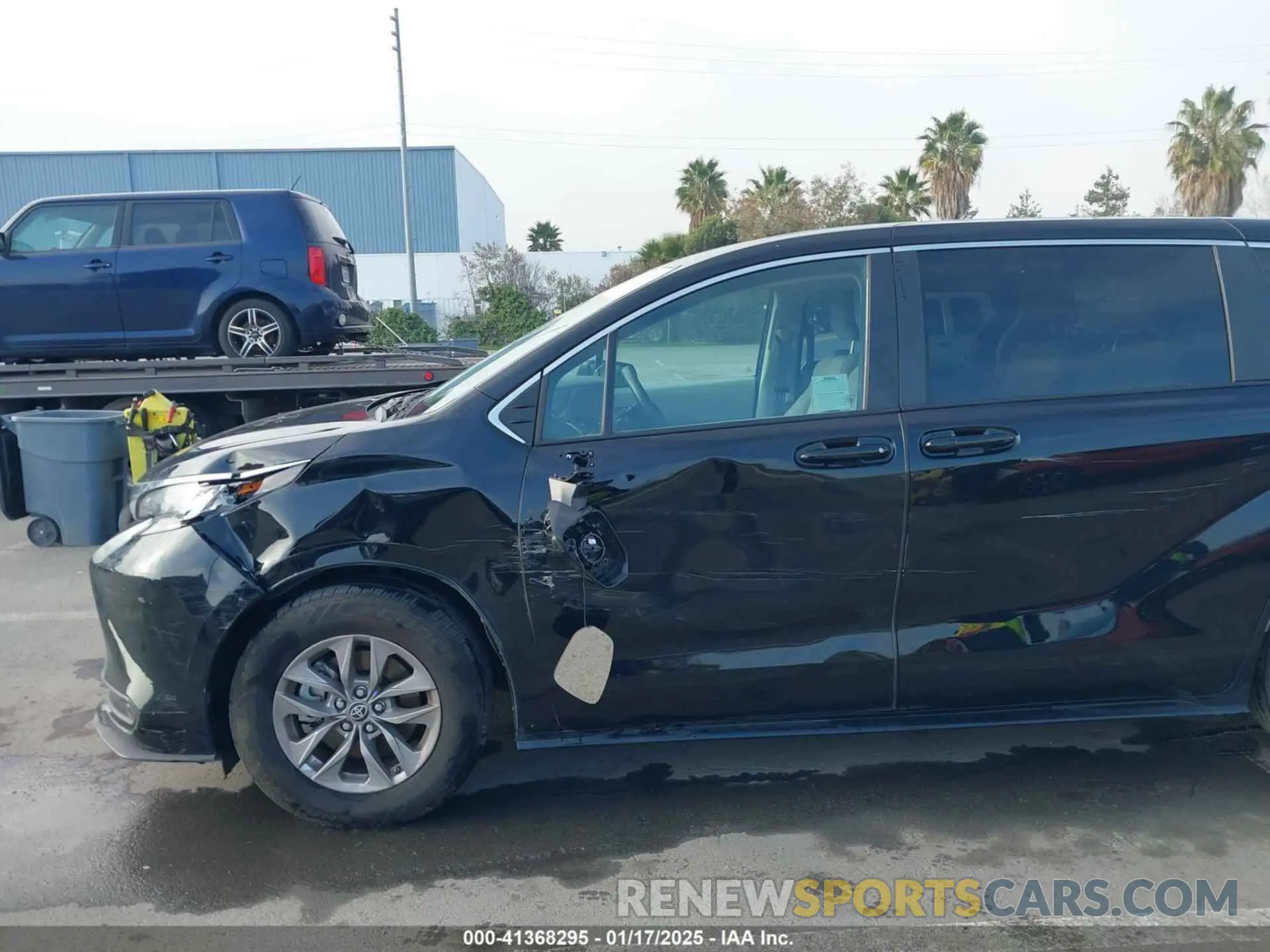 17 fotografías del automóvil dañado 5TDKRKECXNS097242 TOYOTA SIENNA 2022