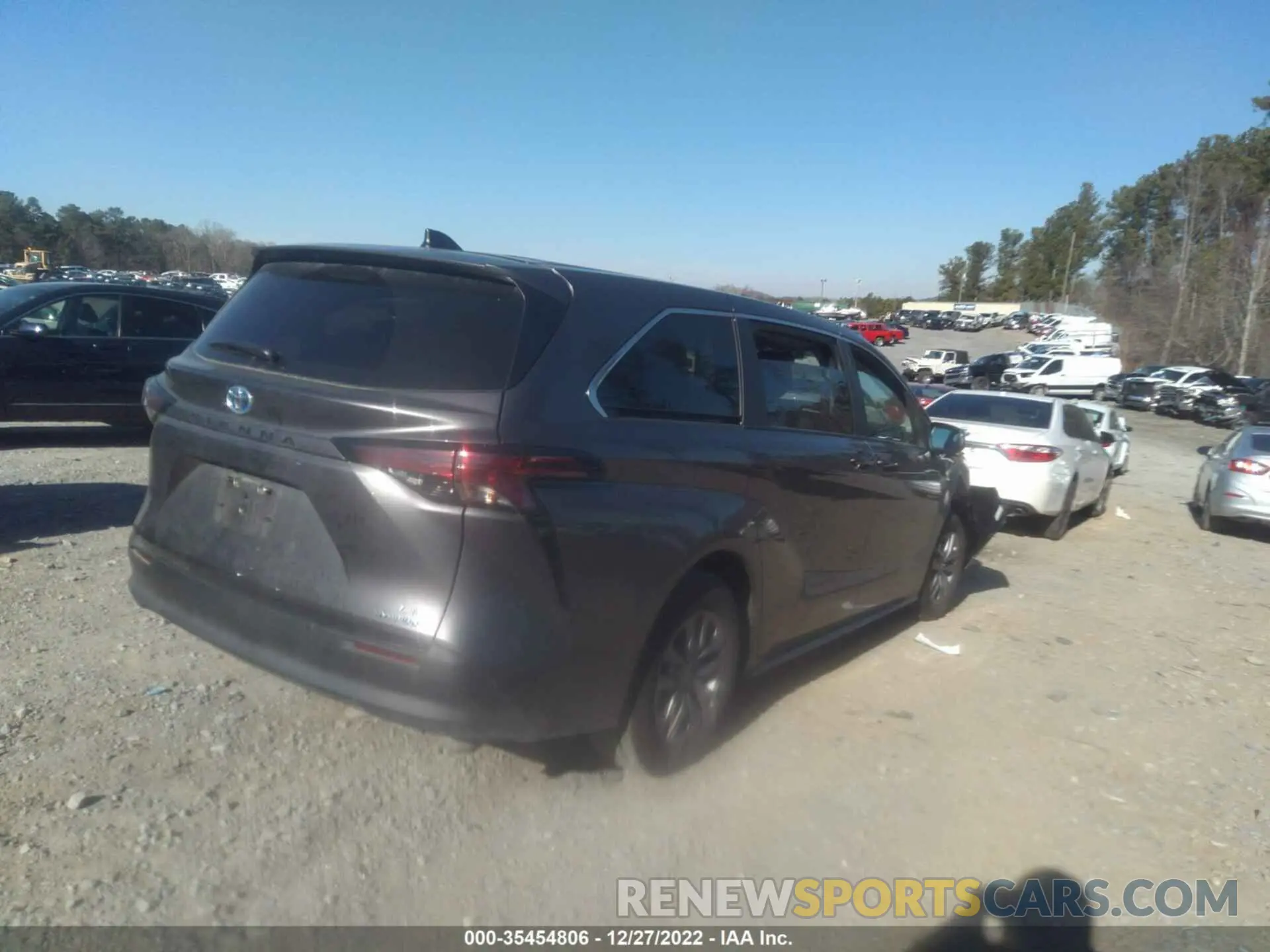 4 fotografías del automóvil dañado 5TDKRKECXNS122477 TOYOTA SIENNA 2022