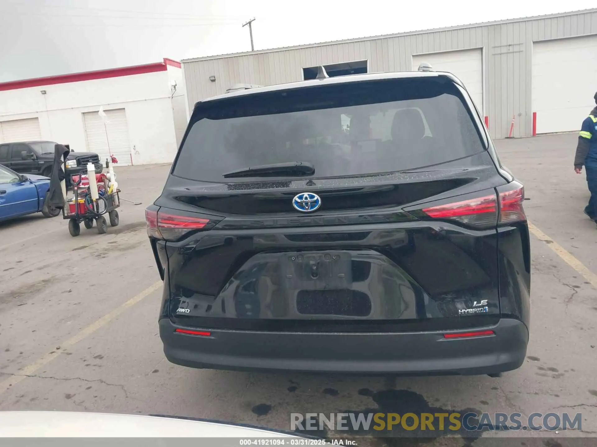 16 fotografías del automóvil dañado 5TDKSKFC1NS042455 TOYOTA SIENNA 2022