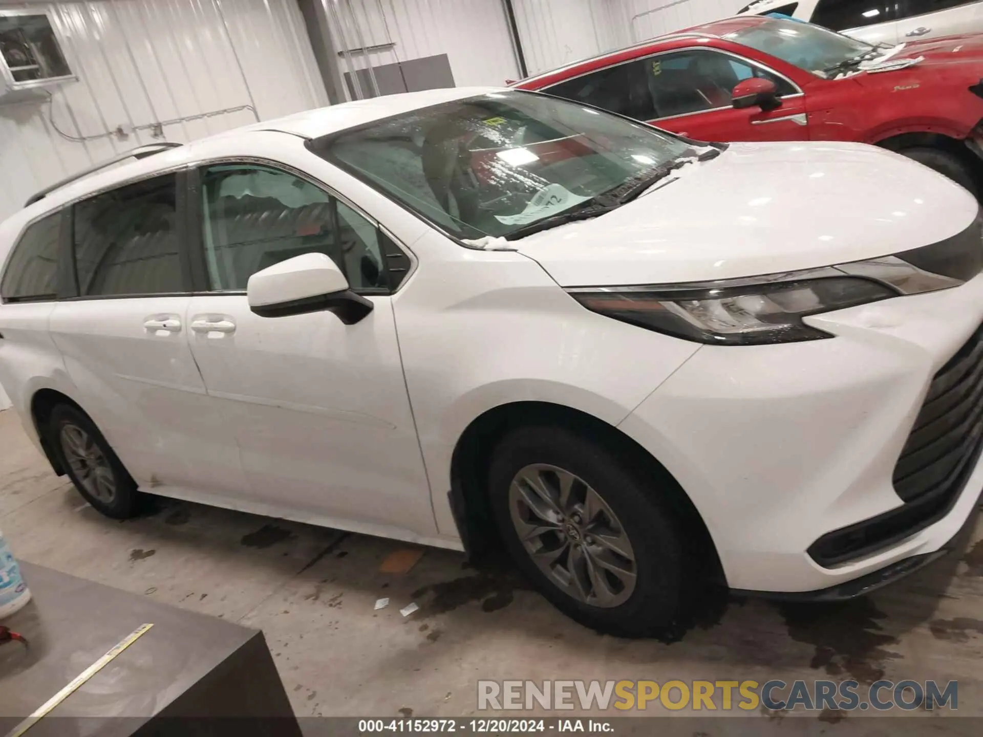 13 fotografías del automóvil dañado 5TDKSKFC1NS067484 TOYOTA SIENNA 2022