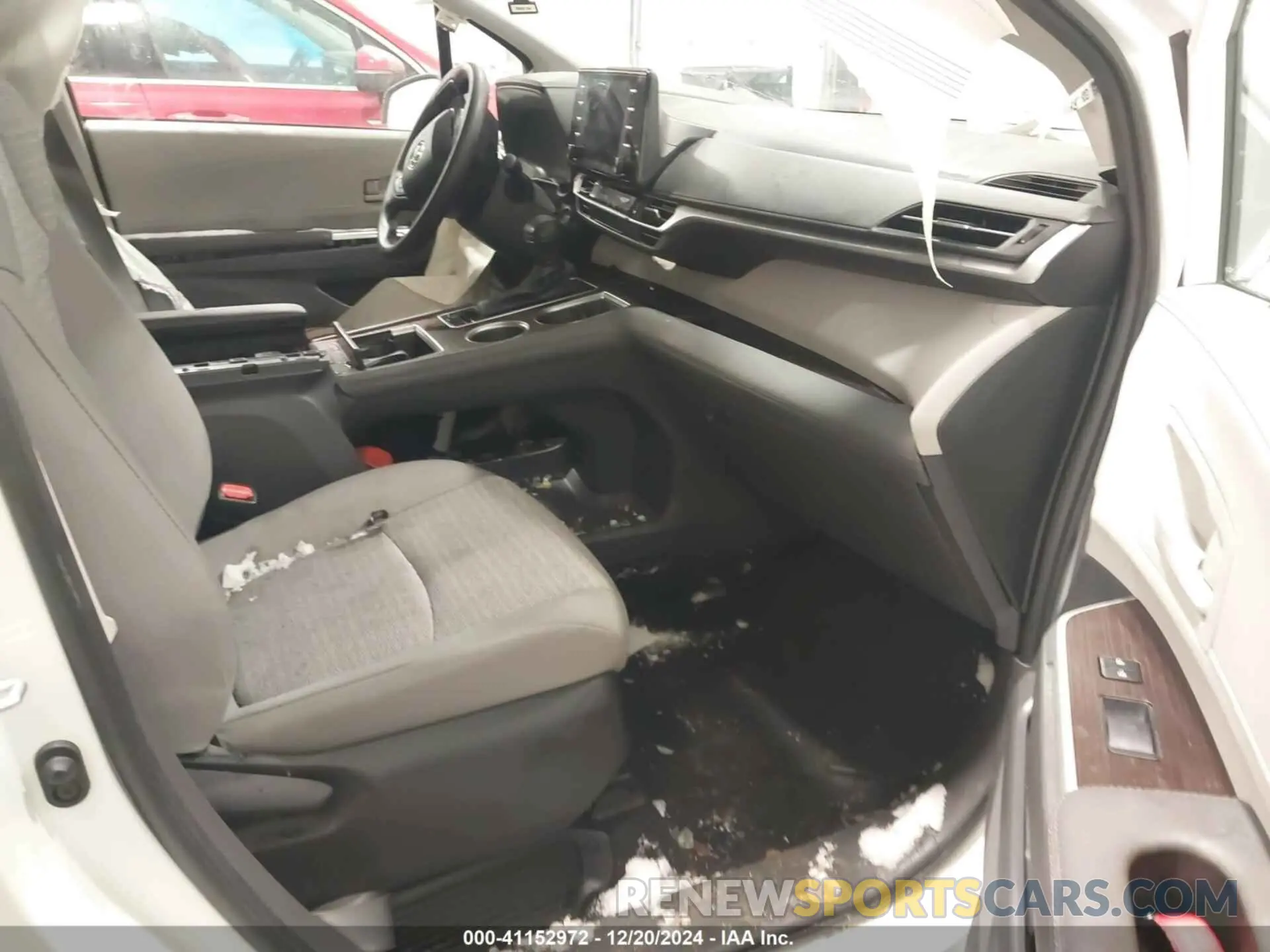 5 fotografías del automóvil dañado 5TDKSKFC1NS067484 TOYOTA SIENNA 2022