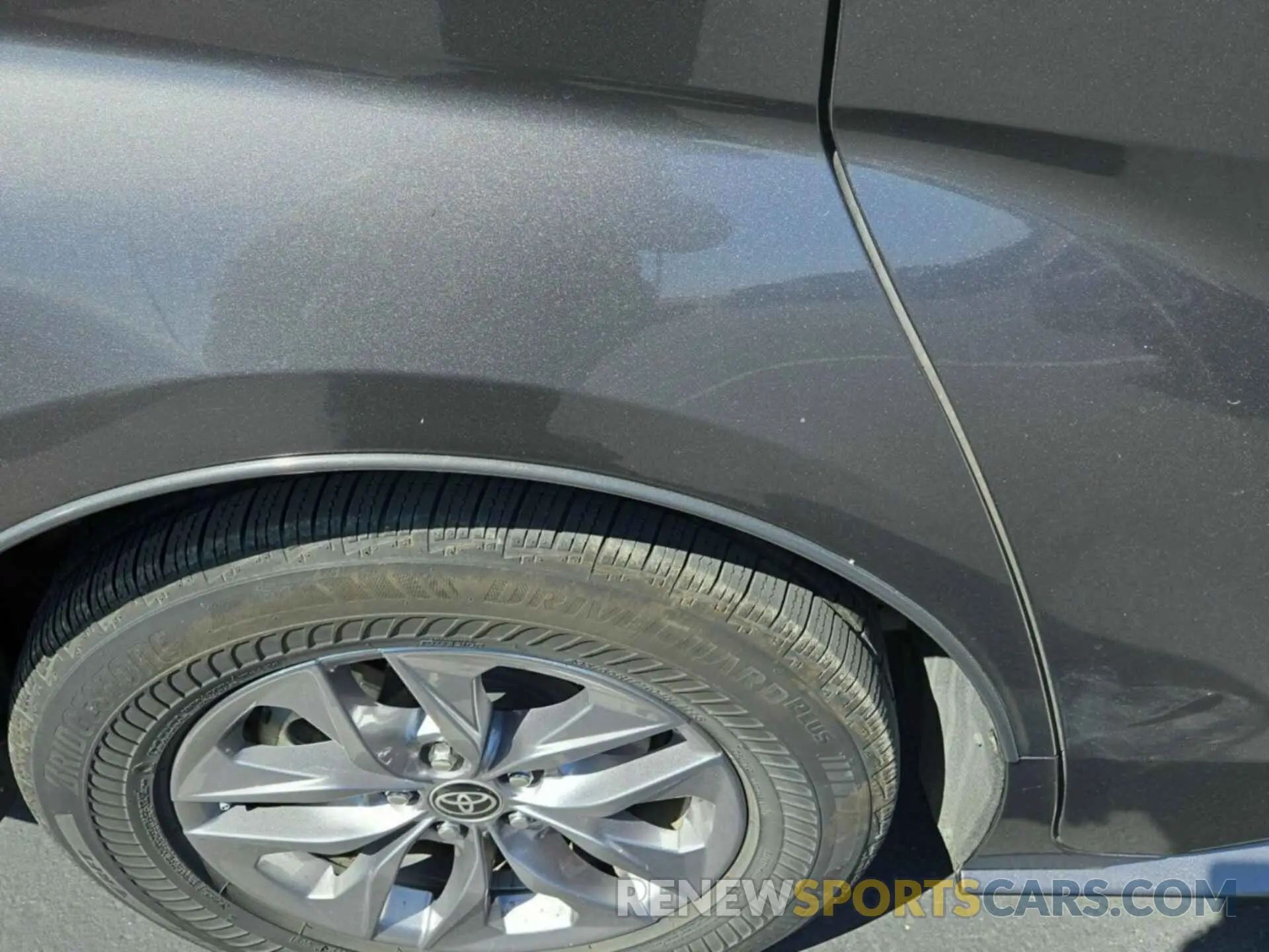 2 fotografías del automóvil dañado 5TDKSKFC6NS069991 TOYOTA SIENNA 2022