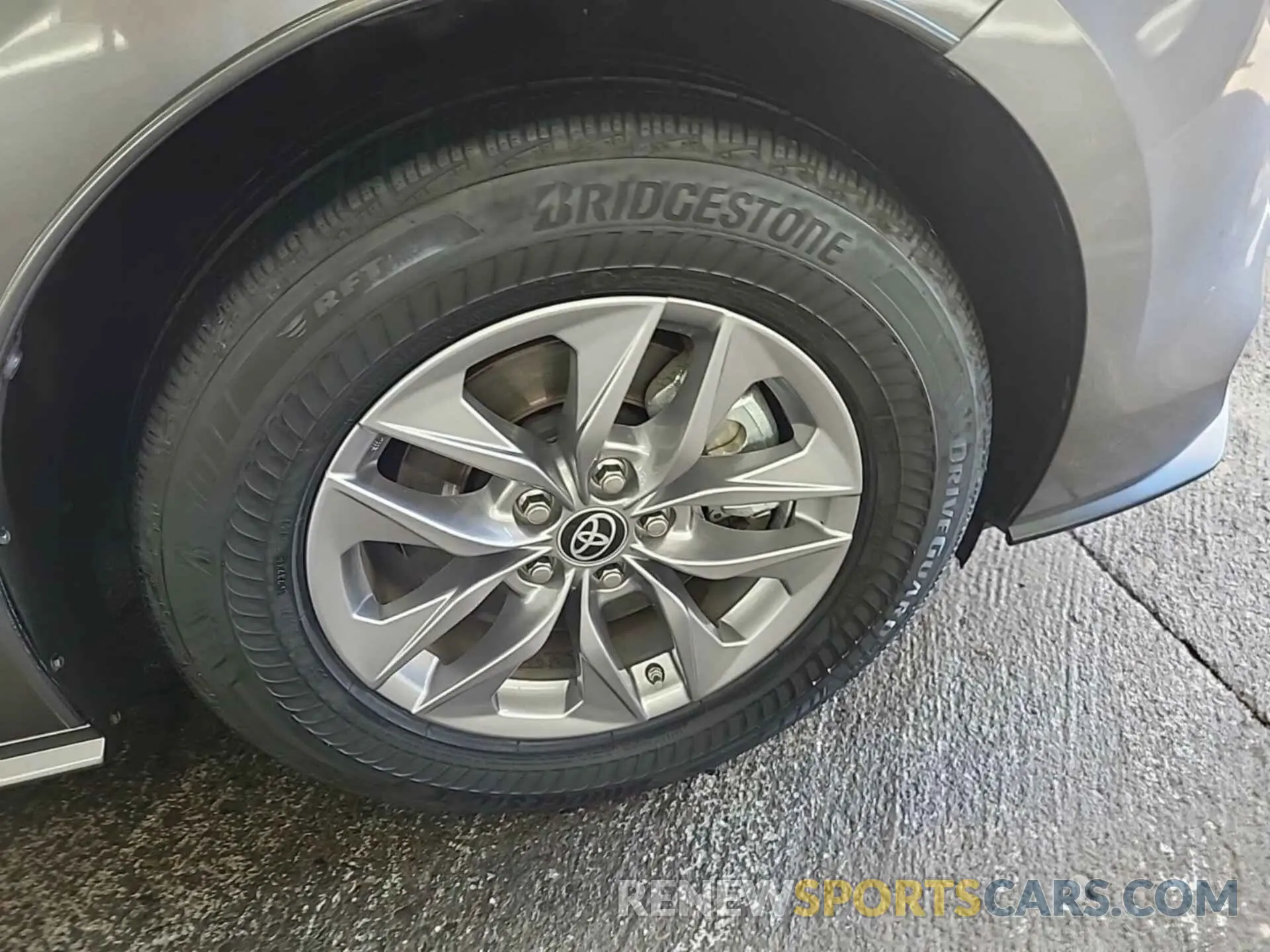 20 fotografías del automóvil dañado 5TDKSKFC6NS069991 TOYOTA SIENNA 2022