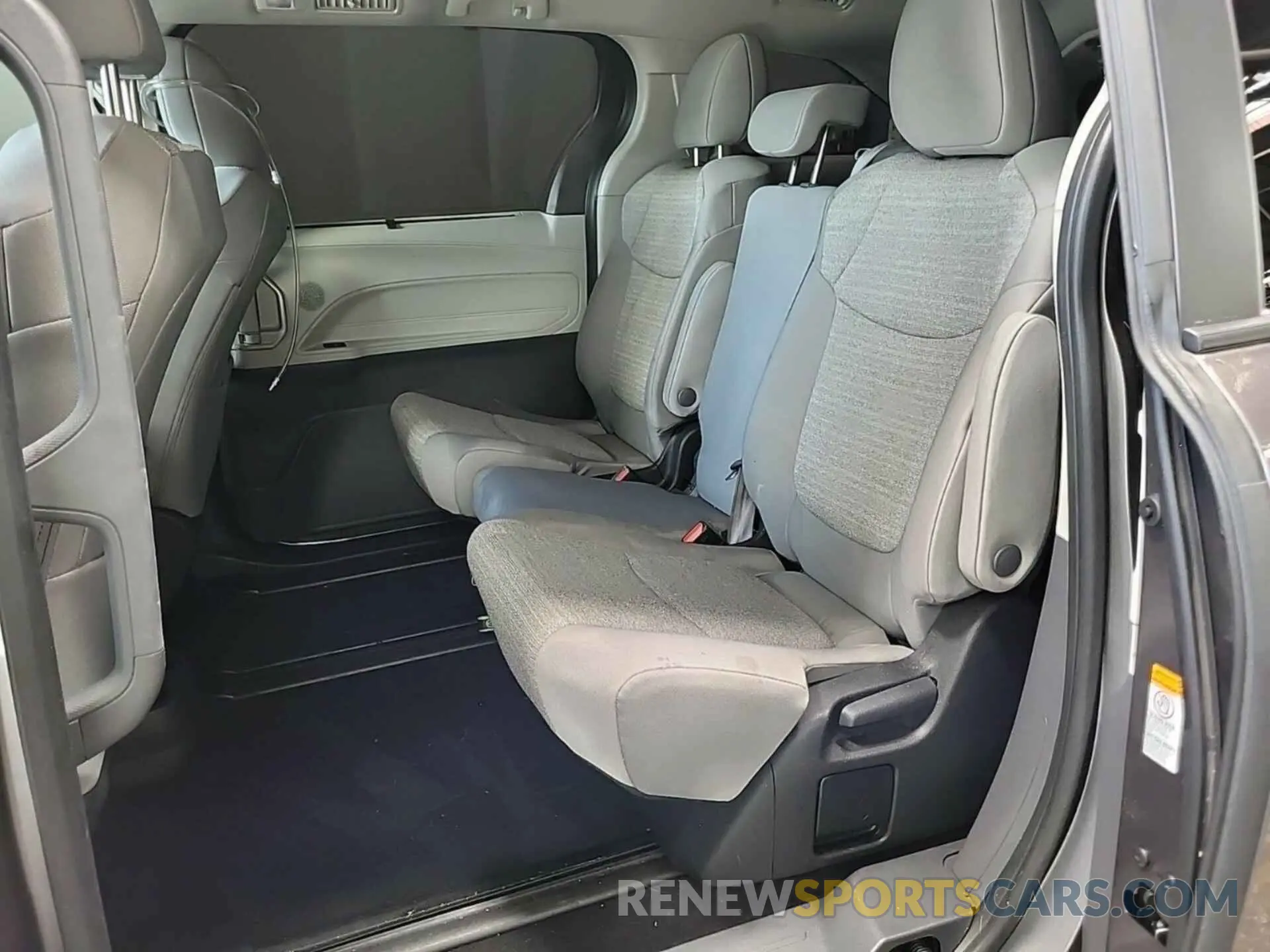 28 fotografías del automóvil dañado 5TDKSKFC6NS069991 TOYOTA SIENNA 2022