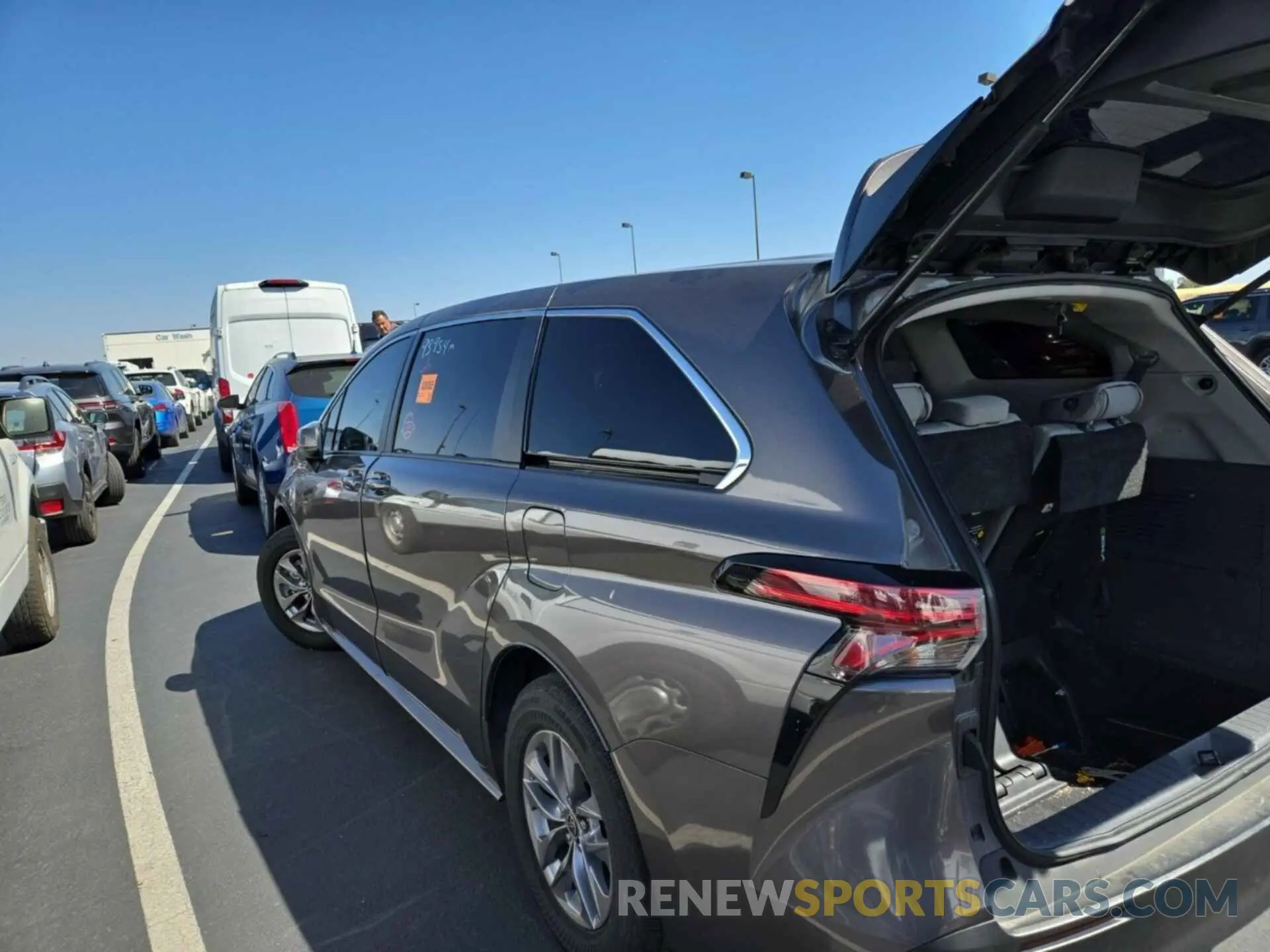 30 fotografías del automóvil dañado 5TDKSKFC6NS069991 TOYOTA SIENNA 2022