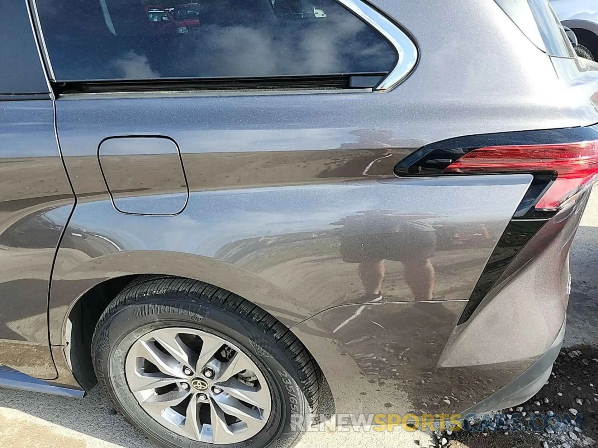 18 fotografías del automóvil dañado 5TDKSKFCXNS070061 TOYOTA SIENNA 2022