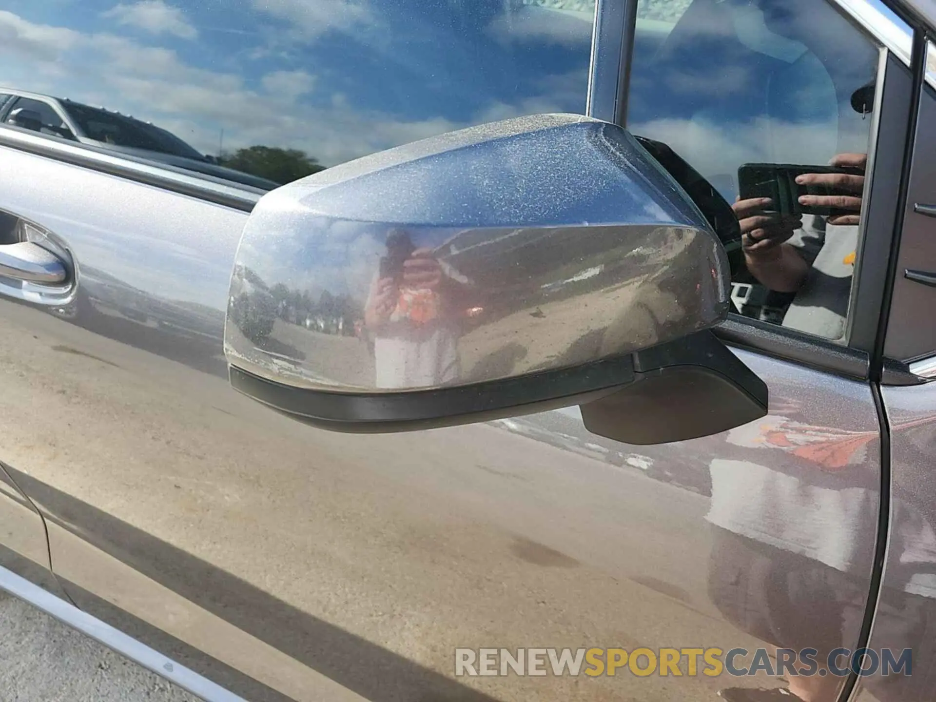 20 fotografías del automóvil dañado 5TDKSKFCXNS070061 TOYOTA SIENNA 2022