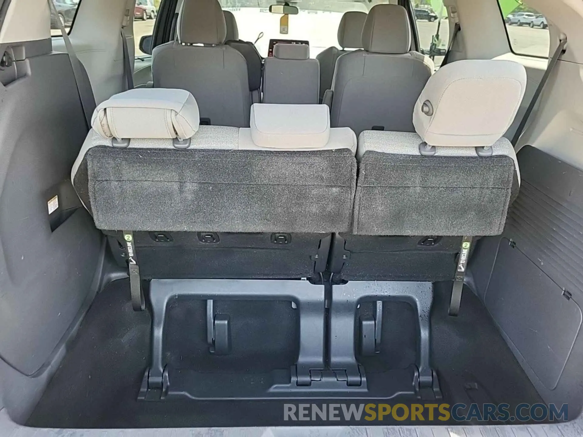 26 fotografías del automóvil dañado 5TDKSKFCXNS070061 TOYOTA SIENNA 2022