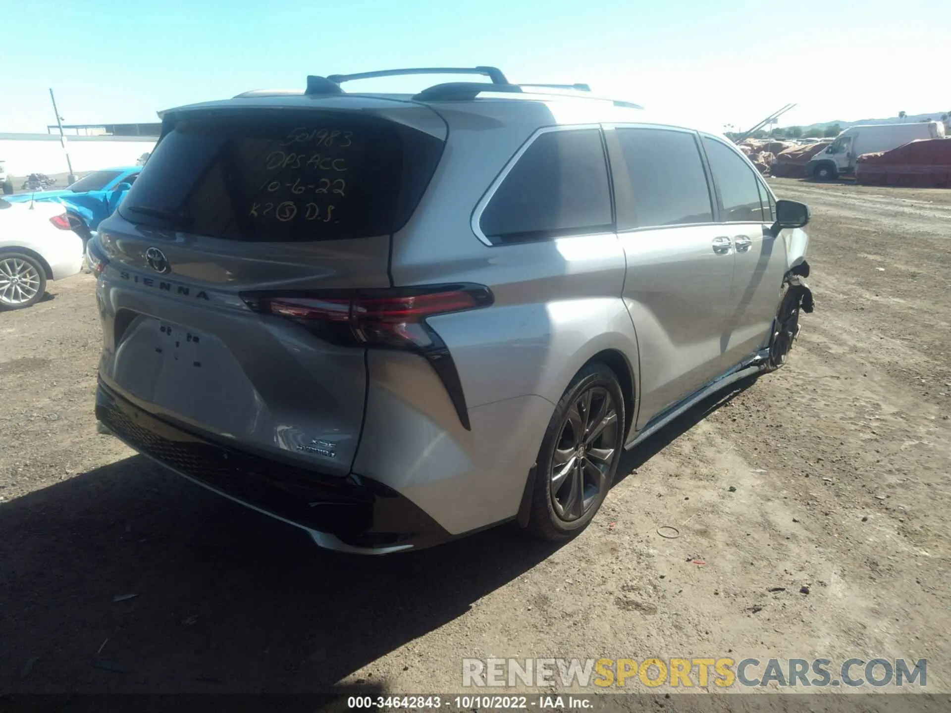 4 fotografías del automóvil dañado 5TDXRKECXNS133128 TOYOTA SIENNA 2022