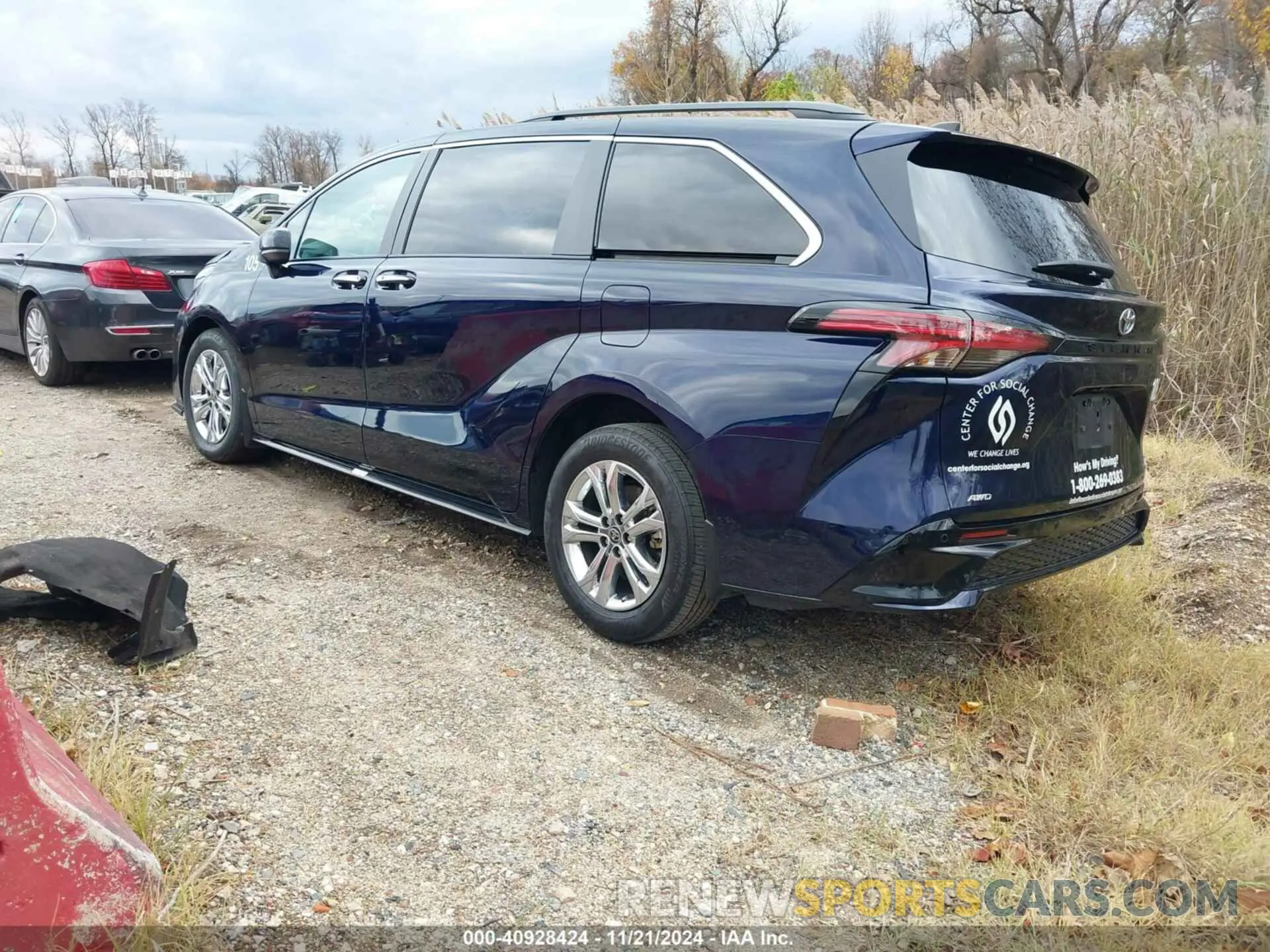3 fotografías del automóvil dañado 5TDXSKFC6NS070628 TOYOTA SIENNA 2022