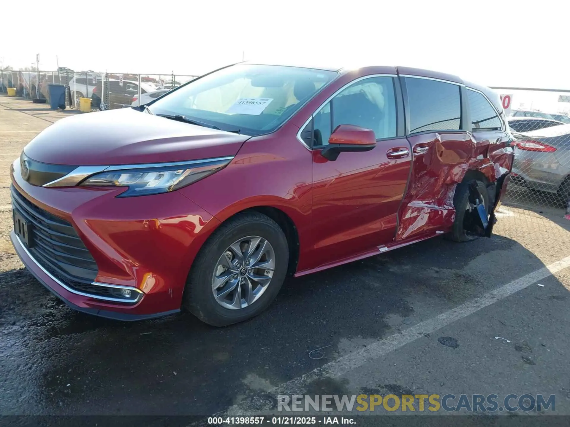 2 fotografías del automóvil dañado 5TDYRKEC0NS118500 TOYOTA SIENNA 2022