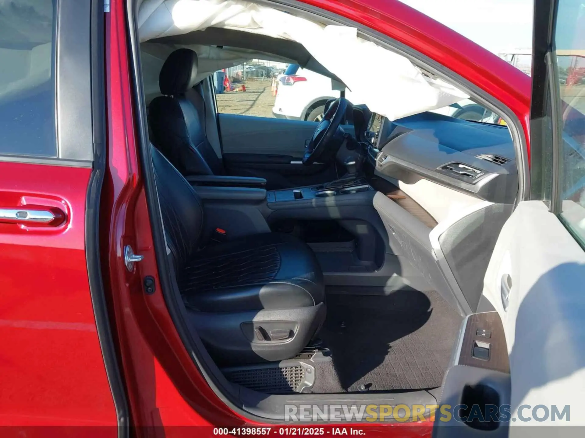 5 fotografías del automóvil dañado 5TDYRKEC0NS118500 TOYOTA SIENNA 2022