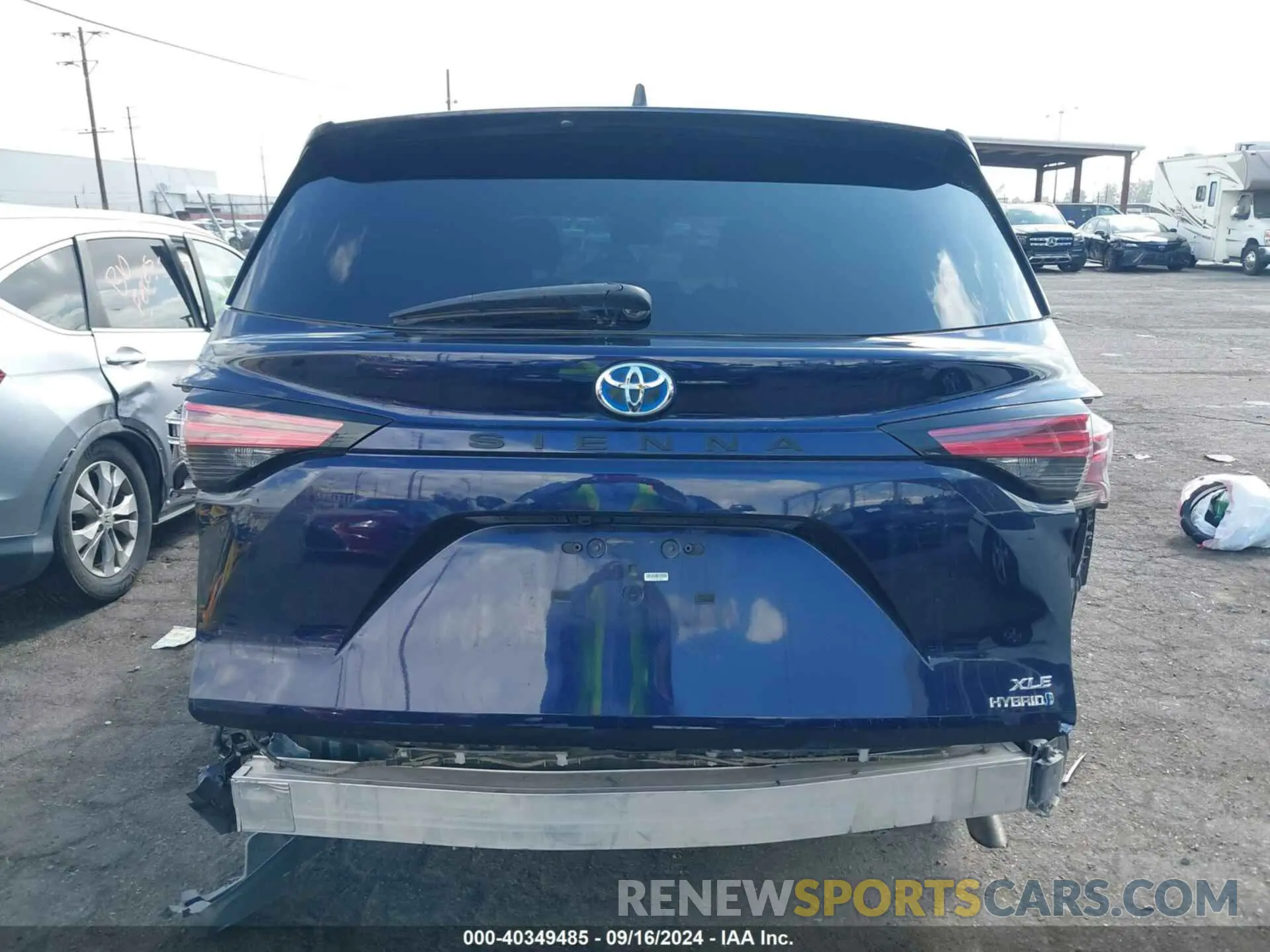 17 fotografías del automóvil dañado 5TDYRKEC2NS121155 TOYOTA SIENNA 2022