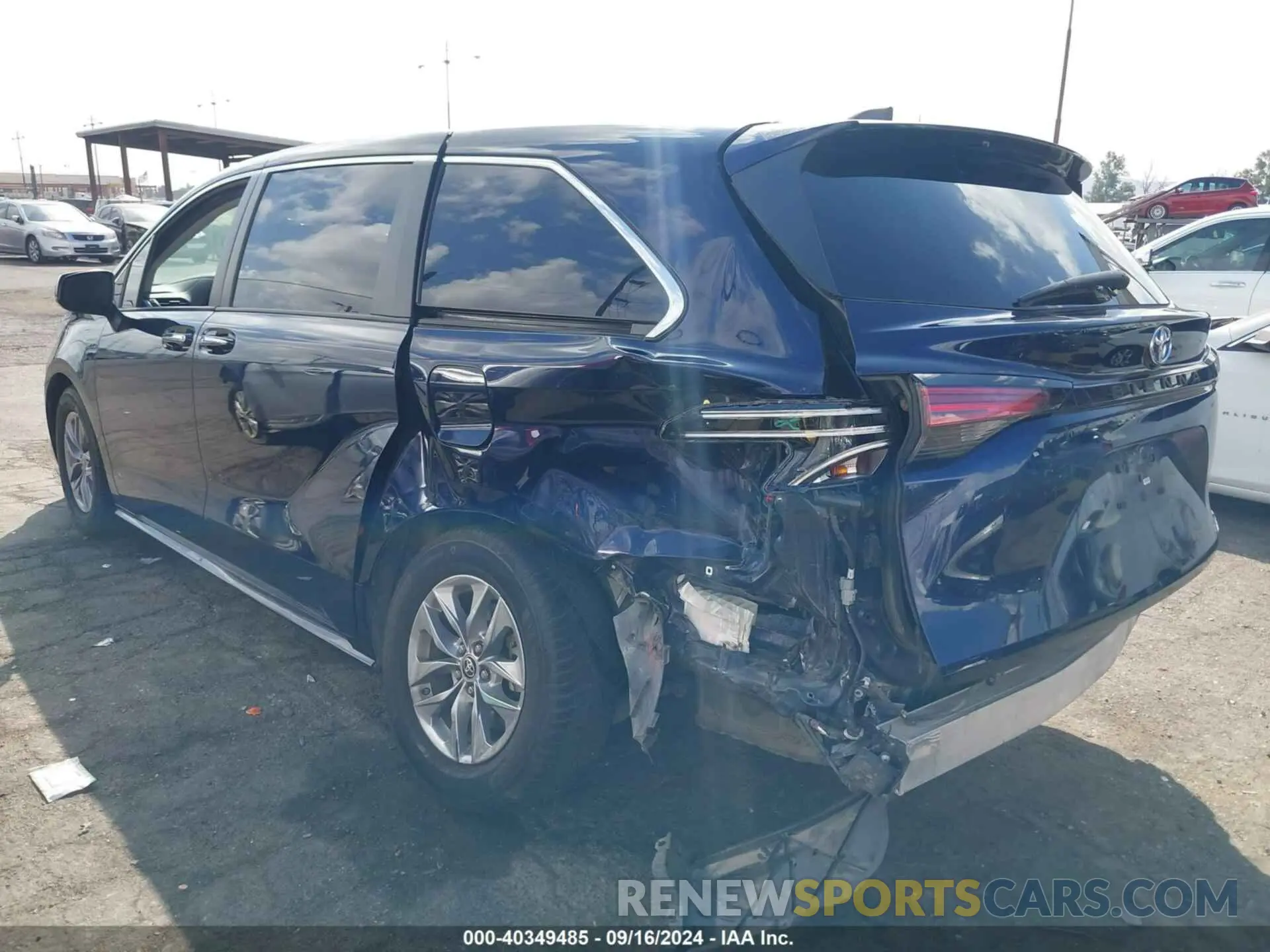 3 fotografías del automóvil dañado 5TDYRKEC2NS121155 TOYOTA SIENNA 2022
