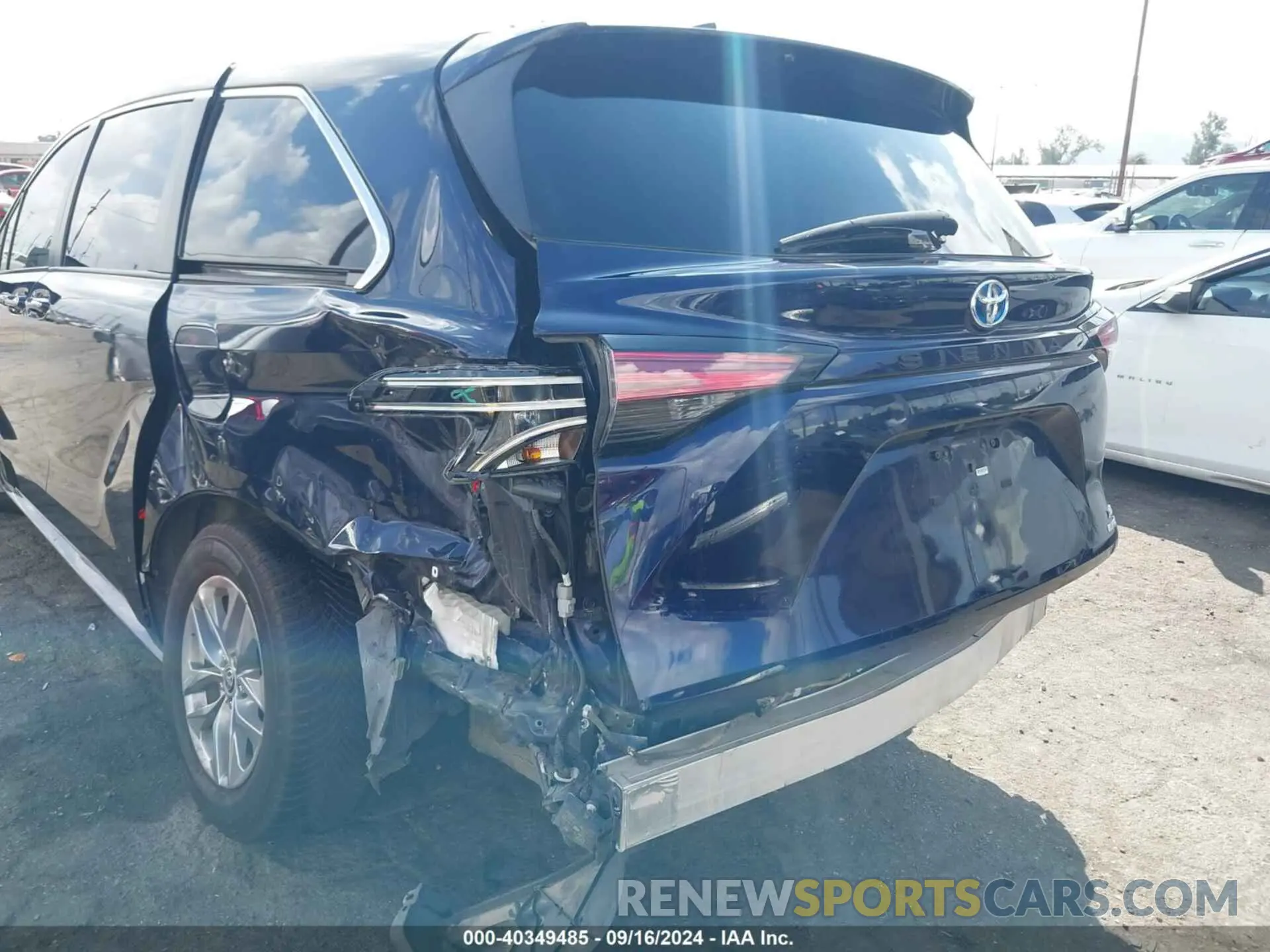 6 fotografías del automóvil dañado 5TDYRKEC2NS121155 TOYOTA SIENNA 2022