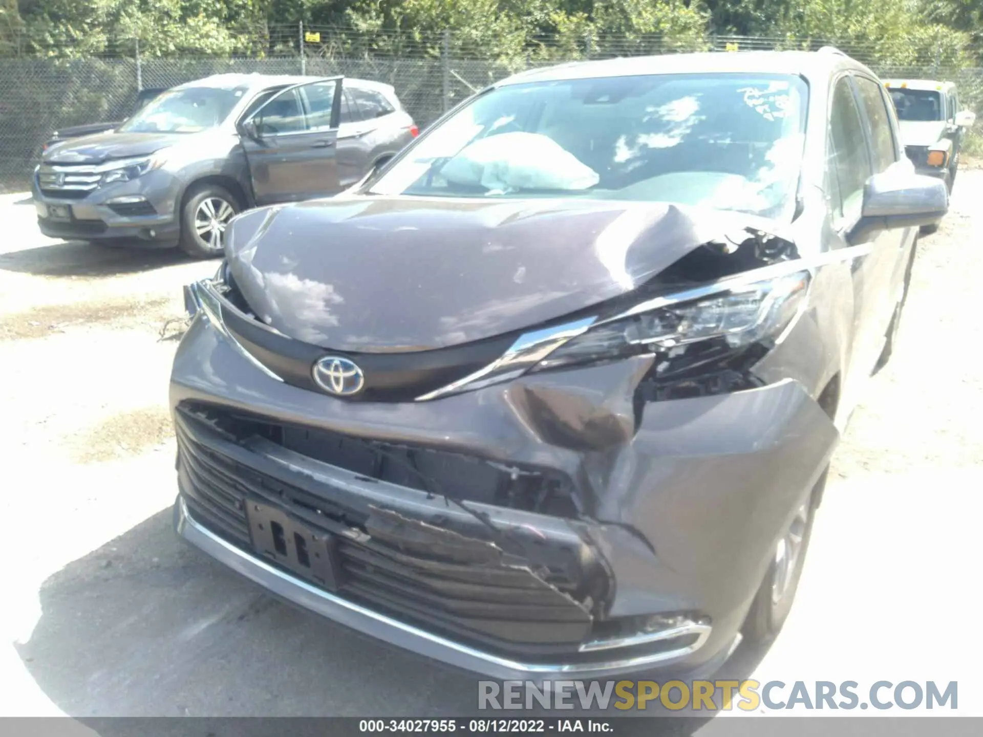 6 fotografías del automóvil dañado 5TDYRKEC4NS098333 TOYOTA SIENNA 2022