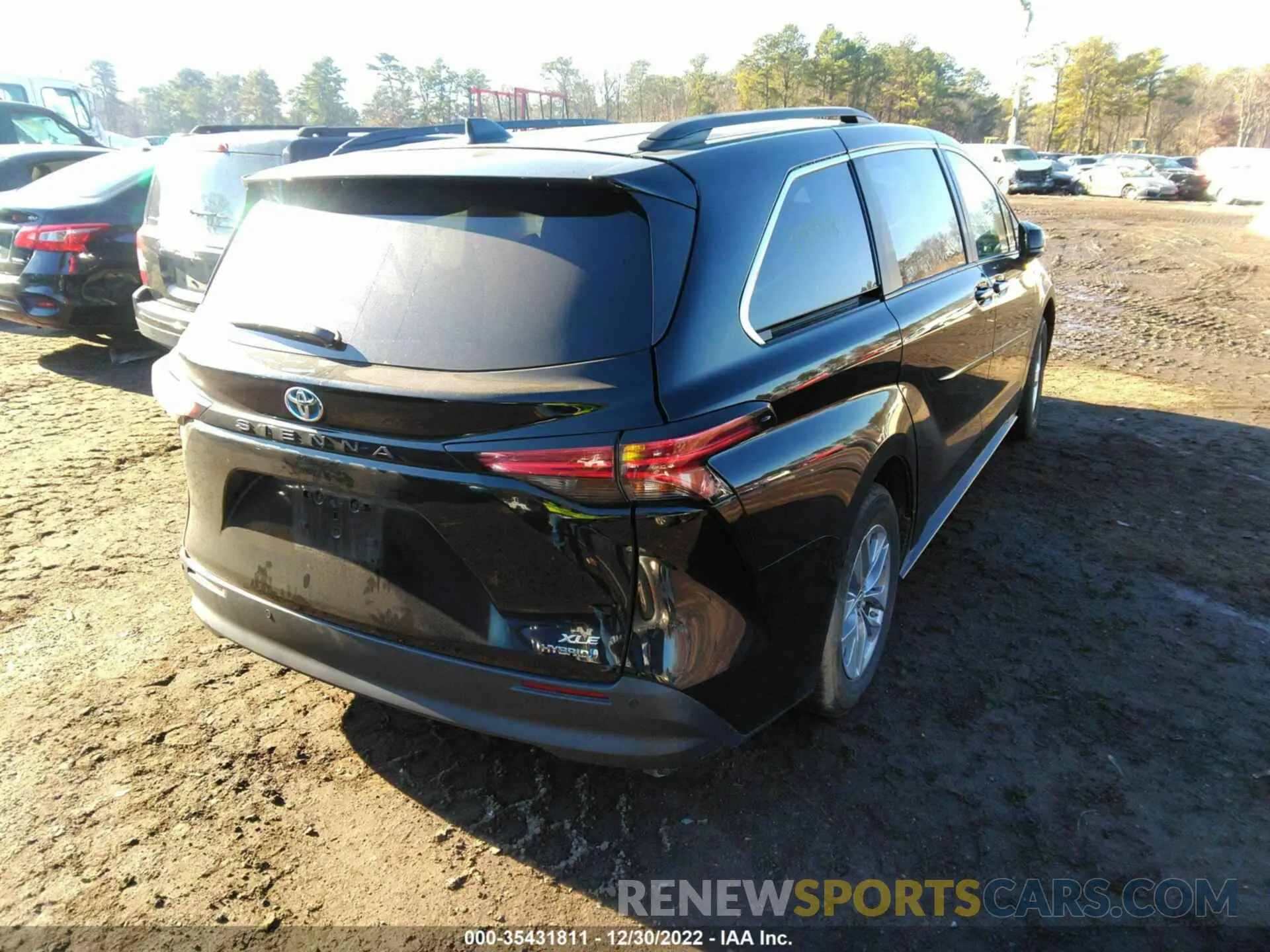4 fotografías del automóvil dañado 5TDYRKEC5NS122655 TOYOTA SIENNA 2022