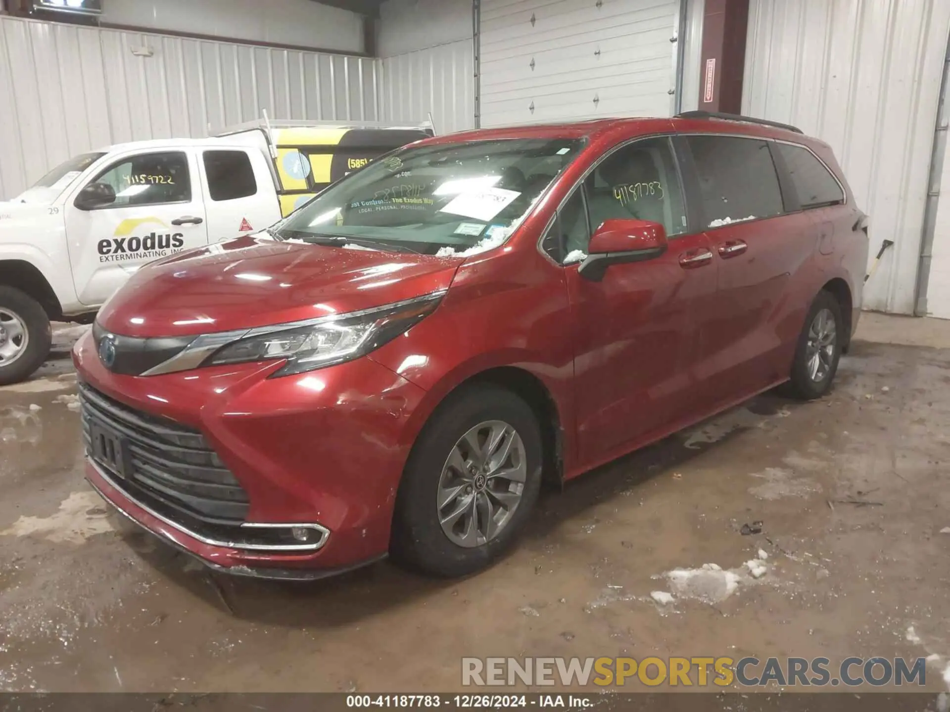 2 fotografías del automóvil dañado 5TDYRKEC7NS092140 TOYOTA SIENNA 2022