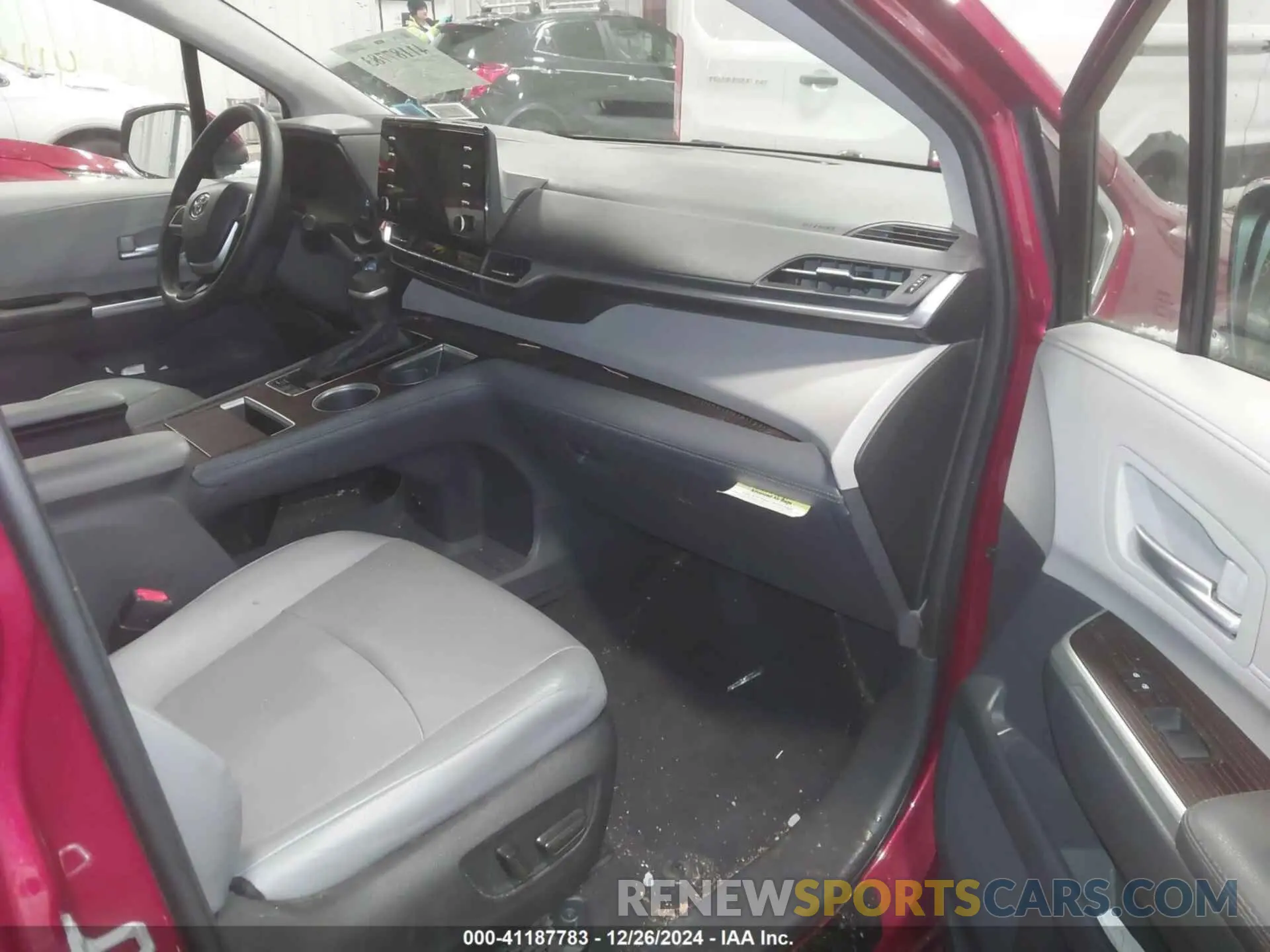 5 fotografías del automóvil dañado 5TDYRKEC7NS092140 TOYOTA SIENNA 2022