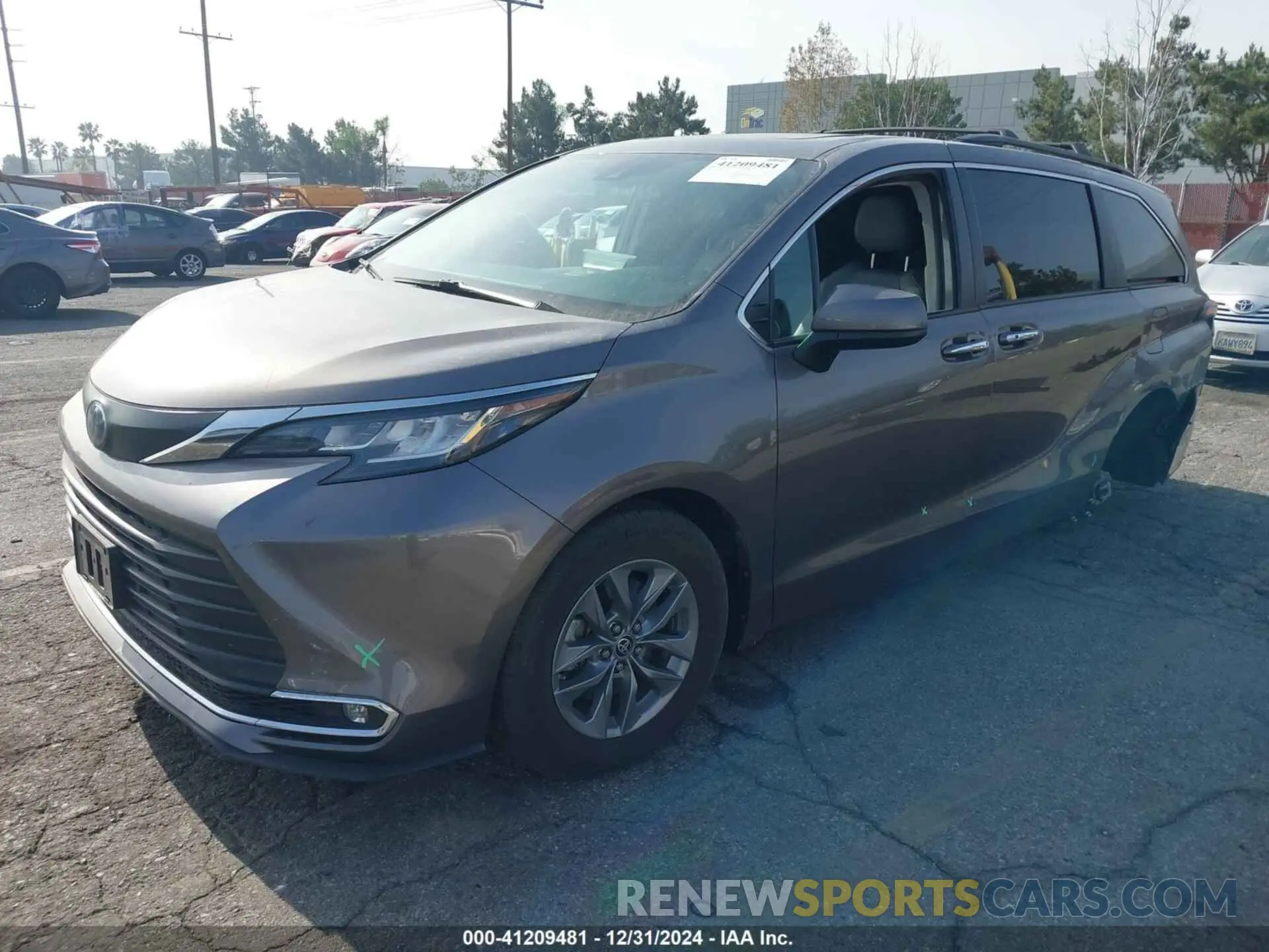 2 fotografías del automóvil dañado 5TDYRKEC8NS107678 TOYOTA SIENNA 2022