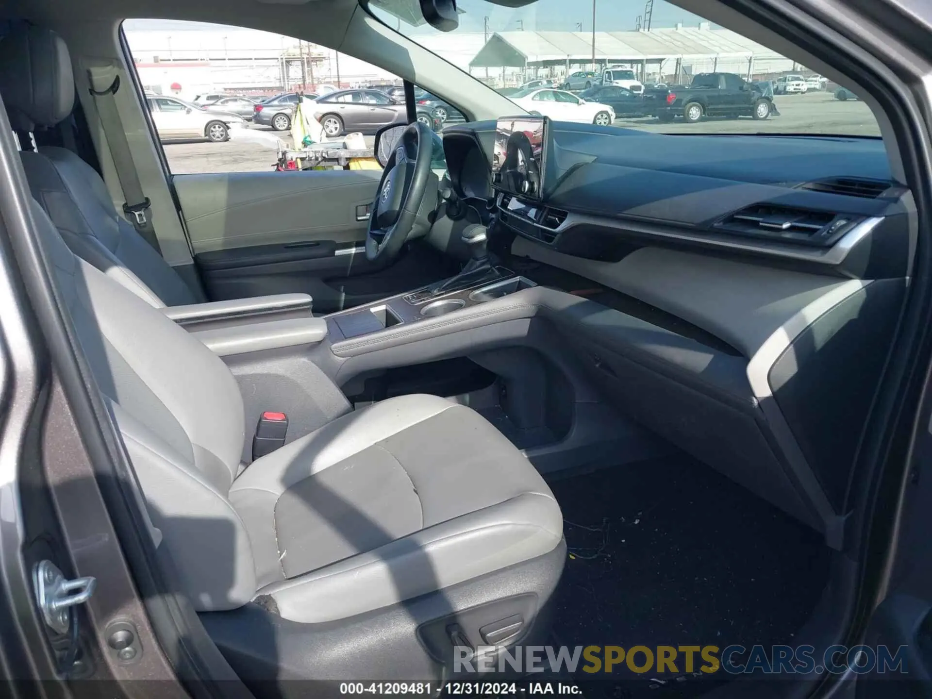 5 fotografías del automóvil dañado 5TDYRKEC8NS107678 TOYOTA SIENNA 2022