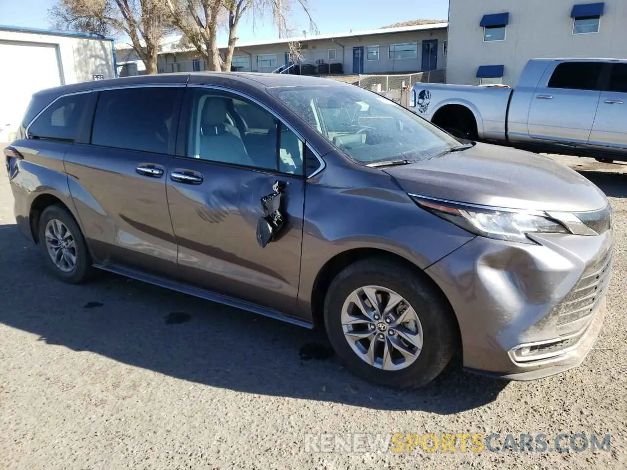 4 fotografías del automóvil dañado 5TDYRKEC9NS093306 TOYOTA SIENNA 2022
