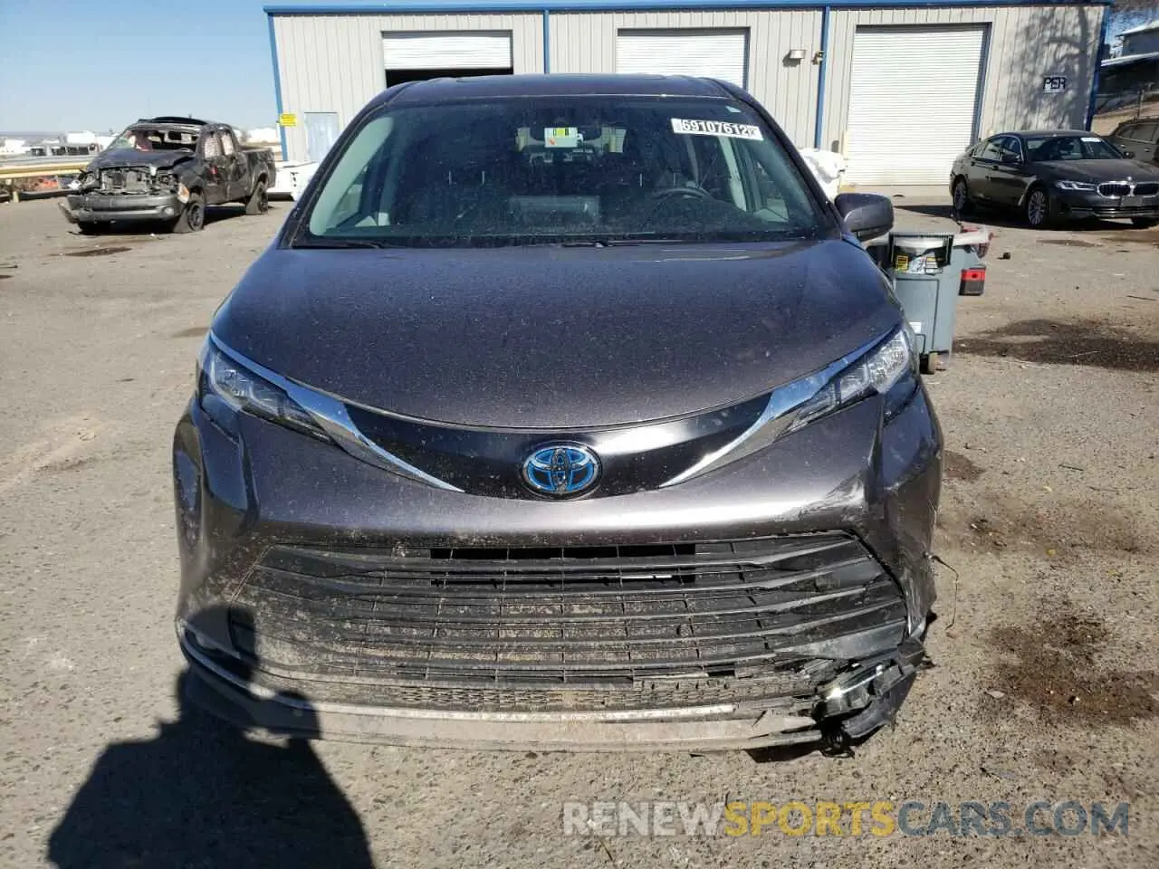 5 fotografías del automóvil dañado 5TDYRKEC9NS093306 TOYOTA SIENNA 2022