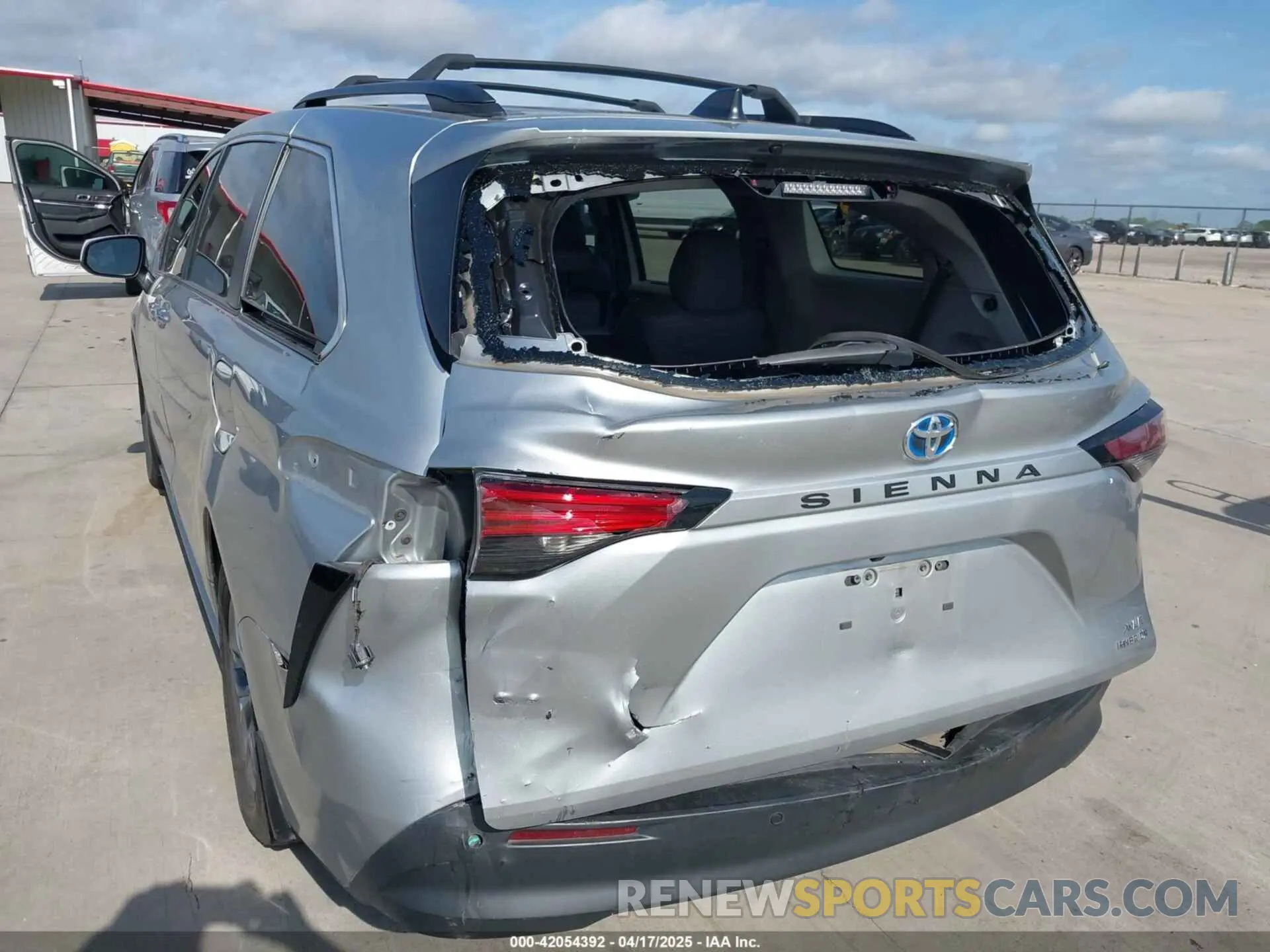 6 fotografías del automóvil dañado 5TDYRKECXNS076093 TOYOTA SIENNA 2022