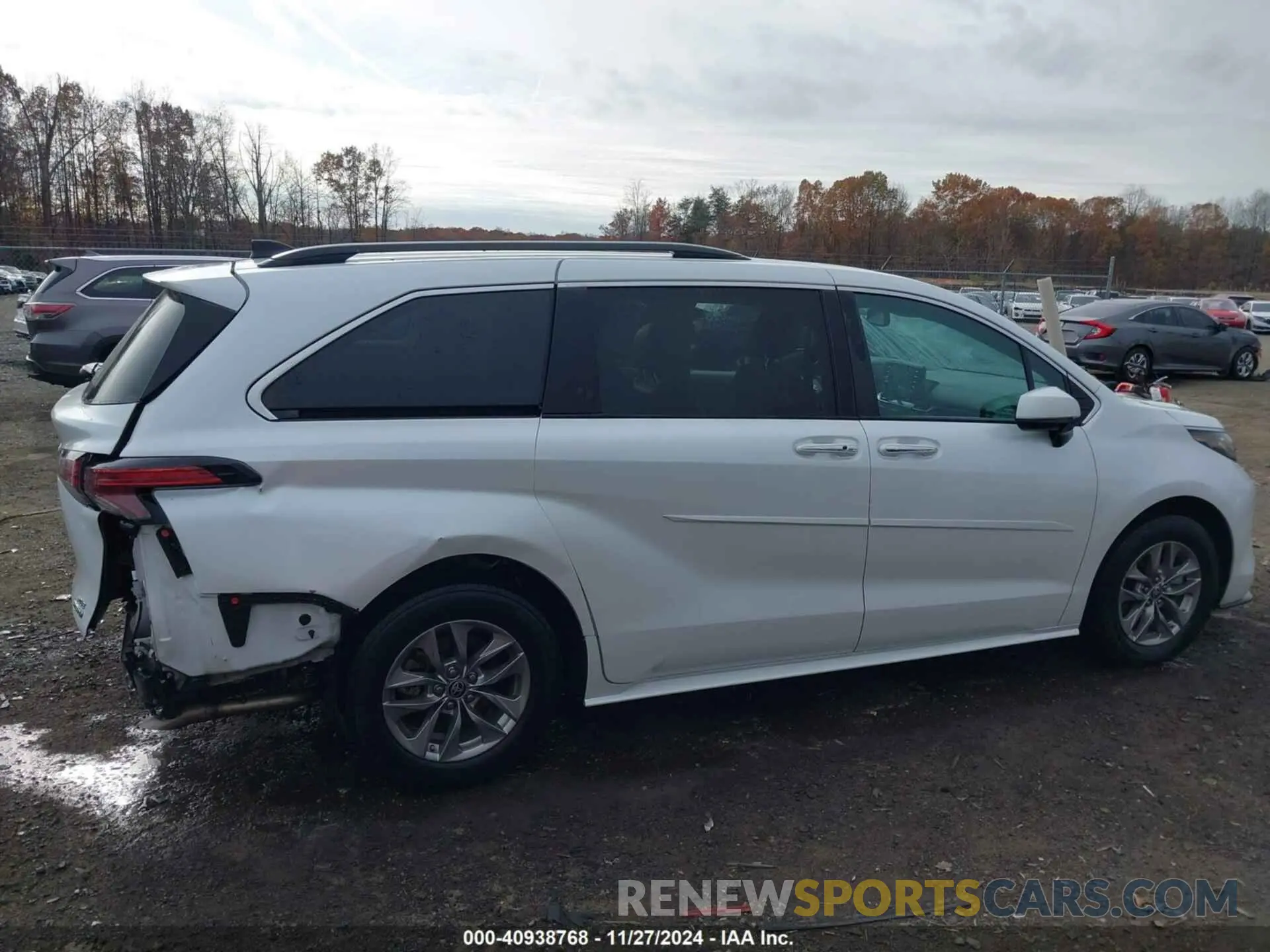 14 fotografías del automóvil dañado 5TDYSKFC0NS049181 TOYOTA SIENNA 2022