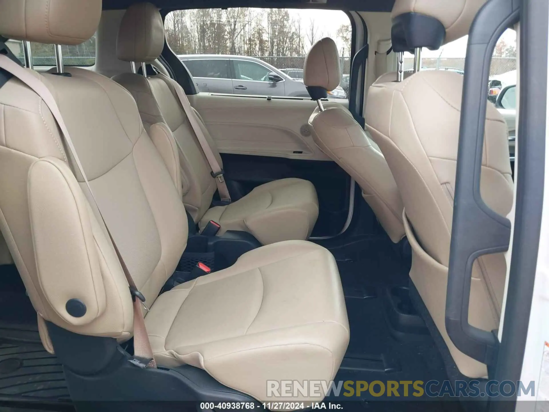 8 fotografías del automóvil dañado 5TDYSKFC0NS049181 TOYOTA SIENNA 2022