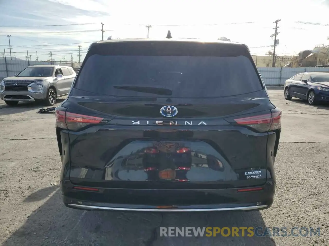 6 fotografías del automóvil dañado 5TDZRKEC1NS083082 TOYOTA SIENNA 2022