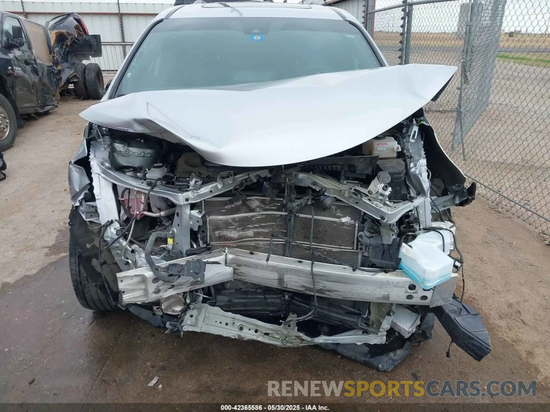 6 fotografías del automóvil dañado 5TDCRKEC2PS155867 TOYOTA SIENNA 2023