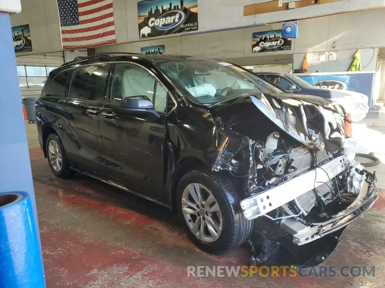 4 fotografías del automóvil dañado 5TDCSKFC6PS101202 TOYOTA SIENNA 2023