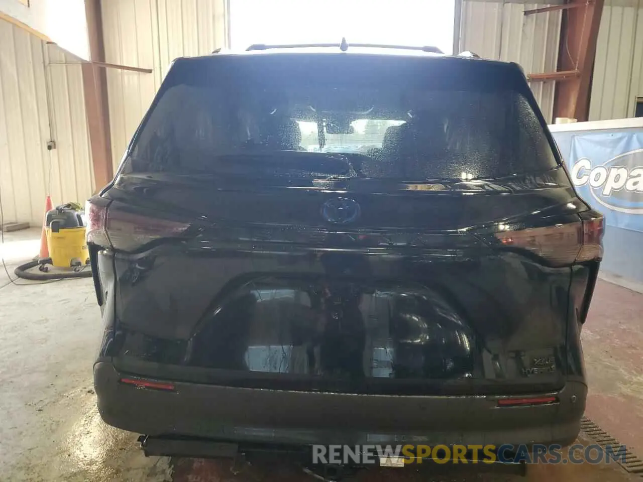 6 fotografías del automóvil dañado 5TDCSKFC6PS101202 TOYOTA SIENNA 2023