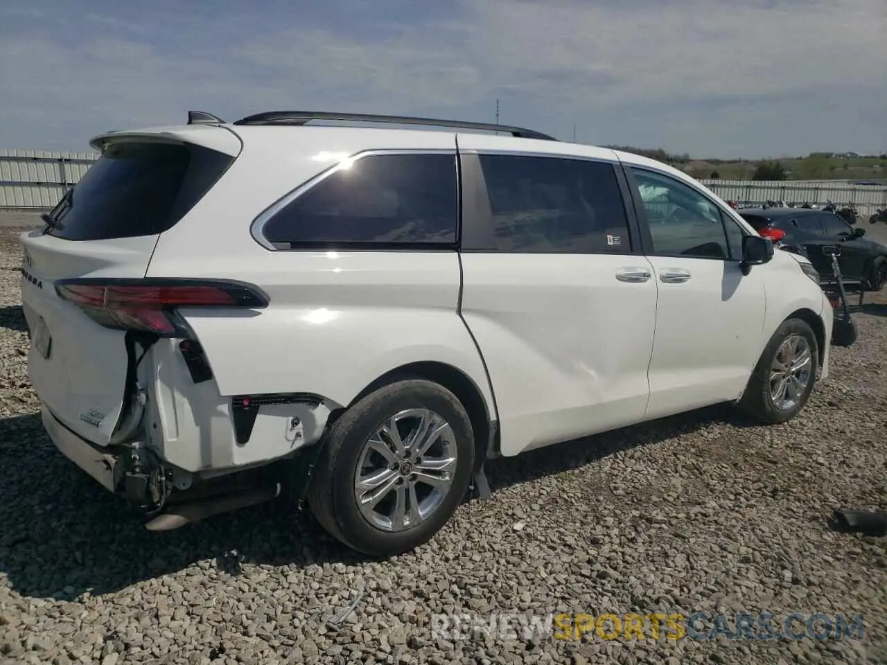 3 fotografías del automóvil dañado 5TDDSKFC1PS099900 TOYOTA SIENNA 2023
