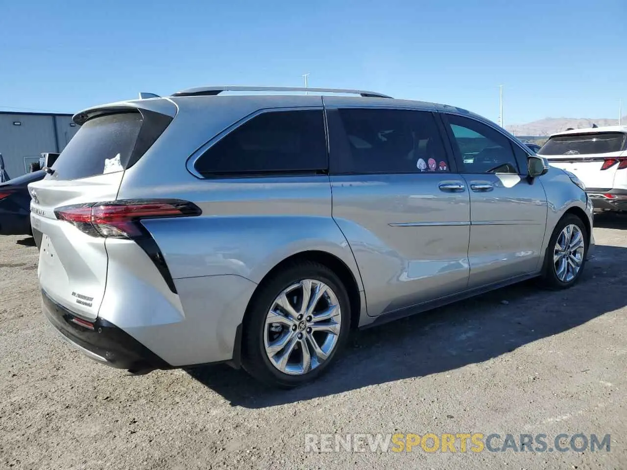 3 fotografías del automóvil dañado 5TDERKEC6PS159753 TOYOTA SIENNA 2023