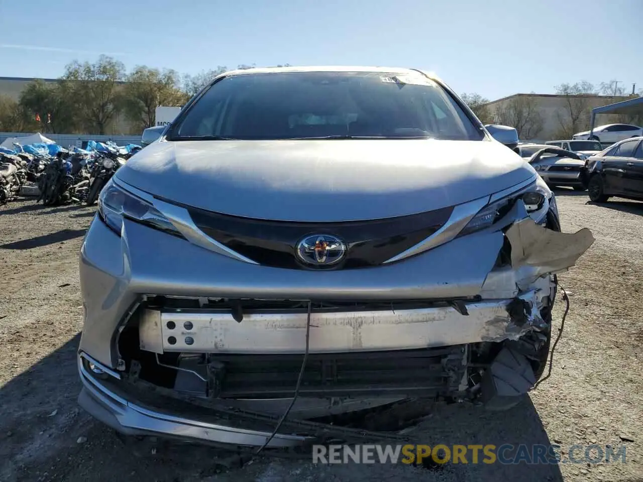 5 fotografías del automóvil dañado 5TDERKEC6PS159753 TOYOTA SIENNA 2023