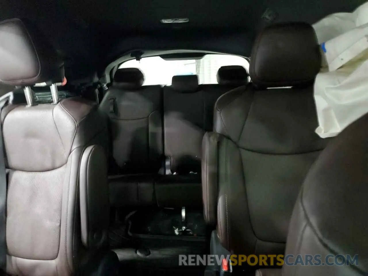 10 fotografías del automóvil dañado 5TDESKFC1PS097942 TOYOTA SIENNA 2023