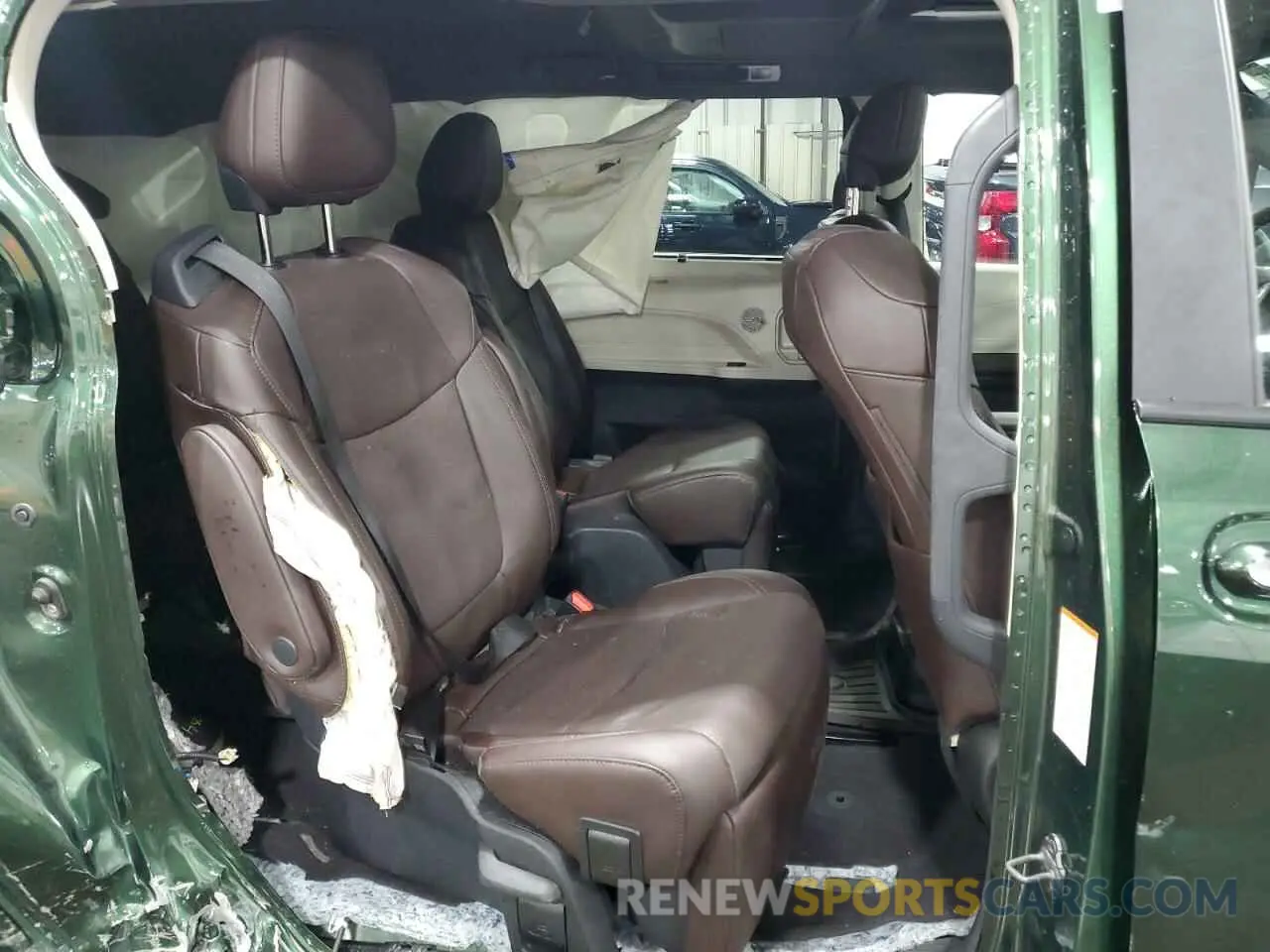 11 fotografías del automóvil dañado 5TDESKFC1PS097942 TOYOTA SIENNA 2023
