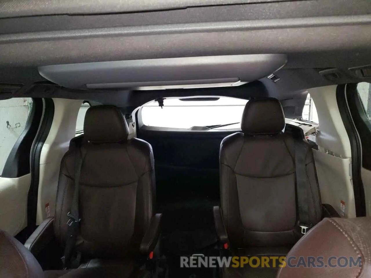10 fotografías del automóvil dañado 5TDESKFC4PS094310 TOYOTA SIENNA 2023