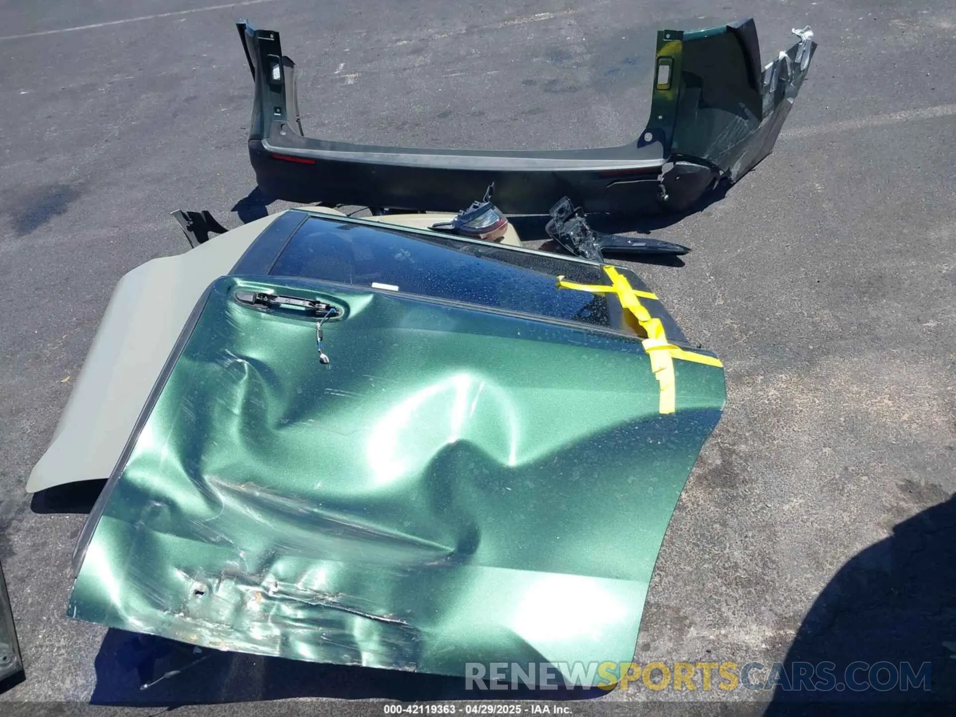 12 fotografías del automóvil dañado 5TDJRKEC7PS148419 TOYOTA SIENNA 2023