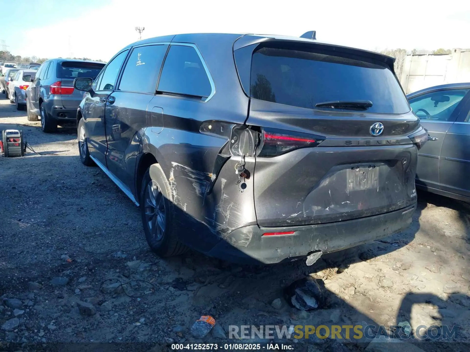 3 fotografías del automóvil dañado 5TDKRKEC1PS173224 TOYOTA SIENNA 2023