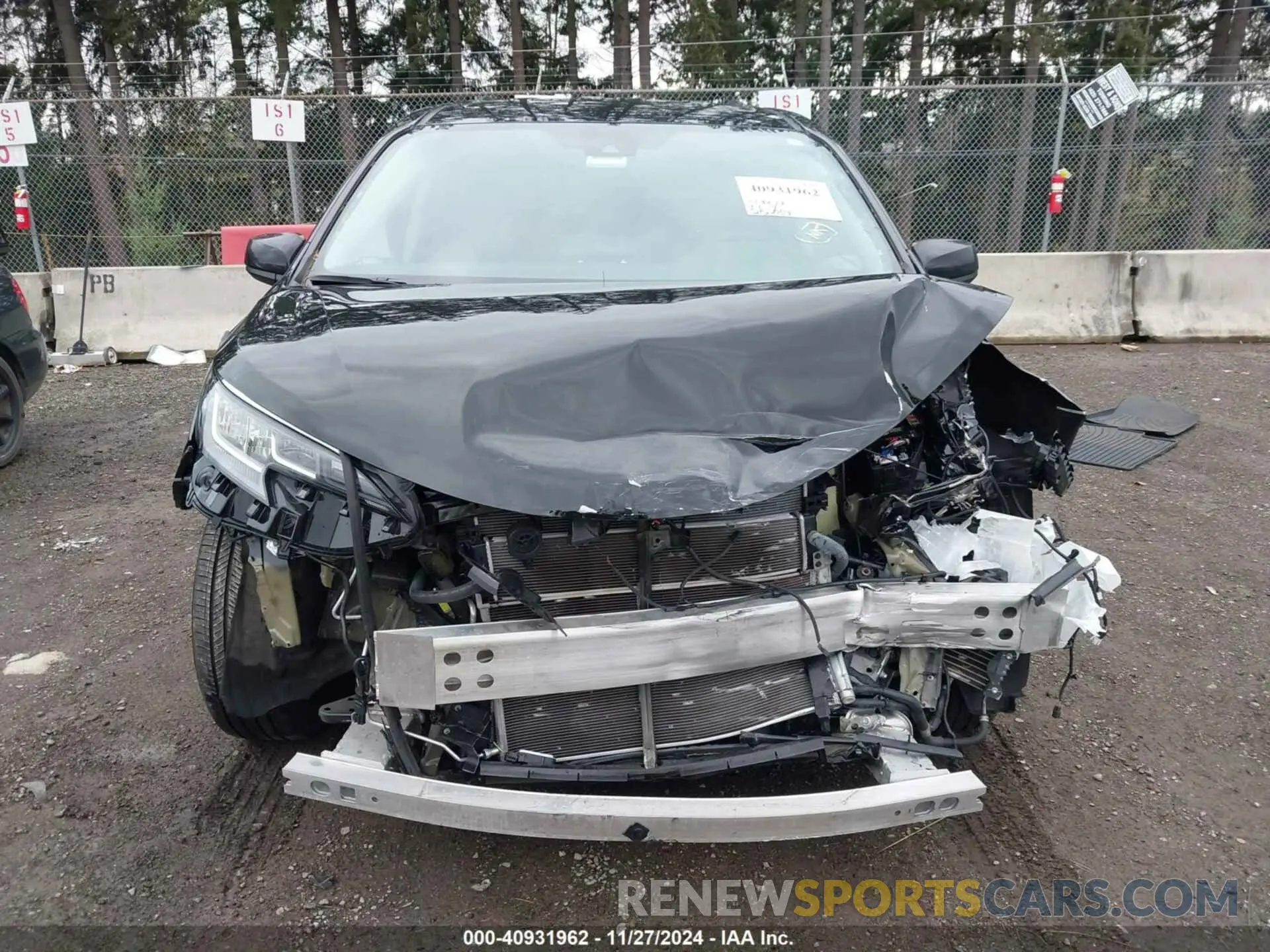 11 fotografías del automóvil dañado 5TDKSKFC1PS095238 TOYOTA SIENNA 2023