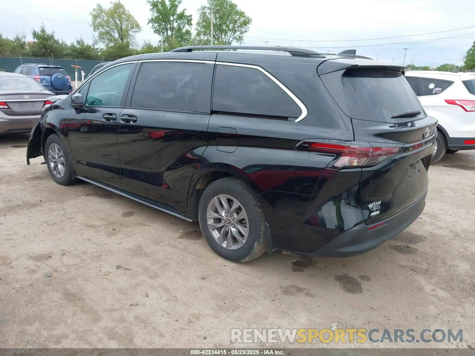 3 fotografías del automóvil dañado 5TDKSKFC2PS084975 TOYOTA SIENNA 2023