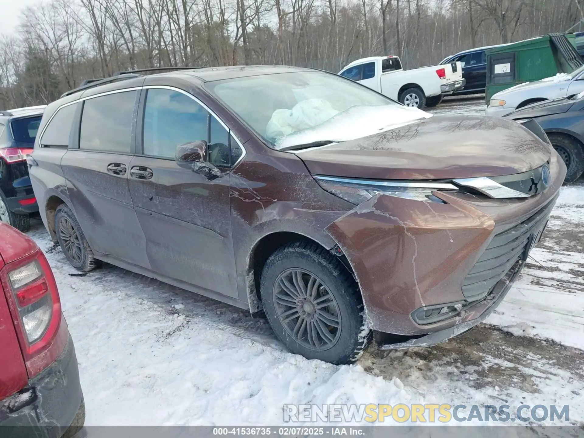 13 fotografías del automóvil dañado 5TDKSKFCXPS079264 TOYOTA SIENNA 2023