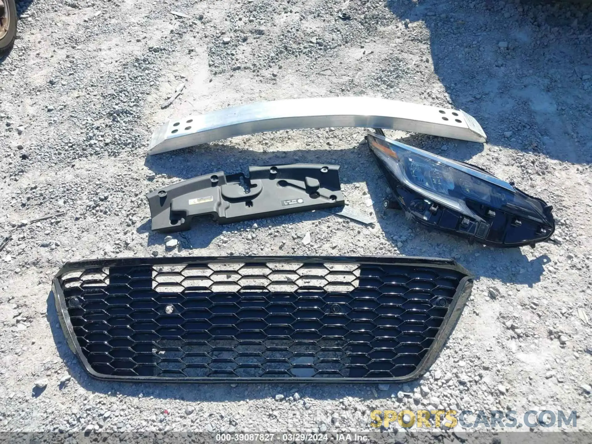 12 fotografías del automóvil dañado 5TDXRKEC8PS142431 TOYOTA SIENNA 2023